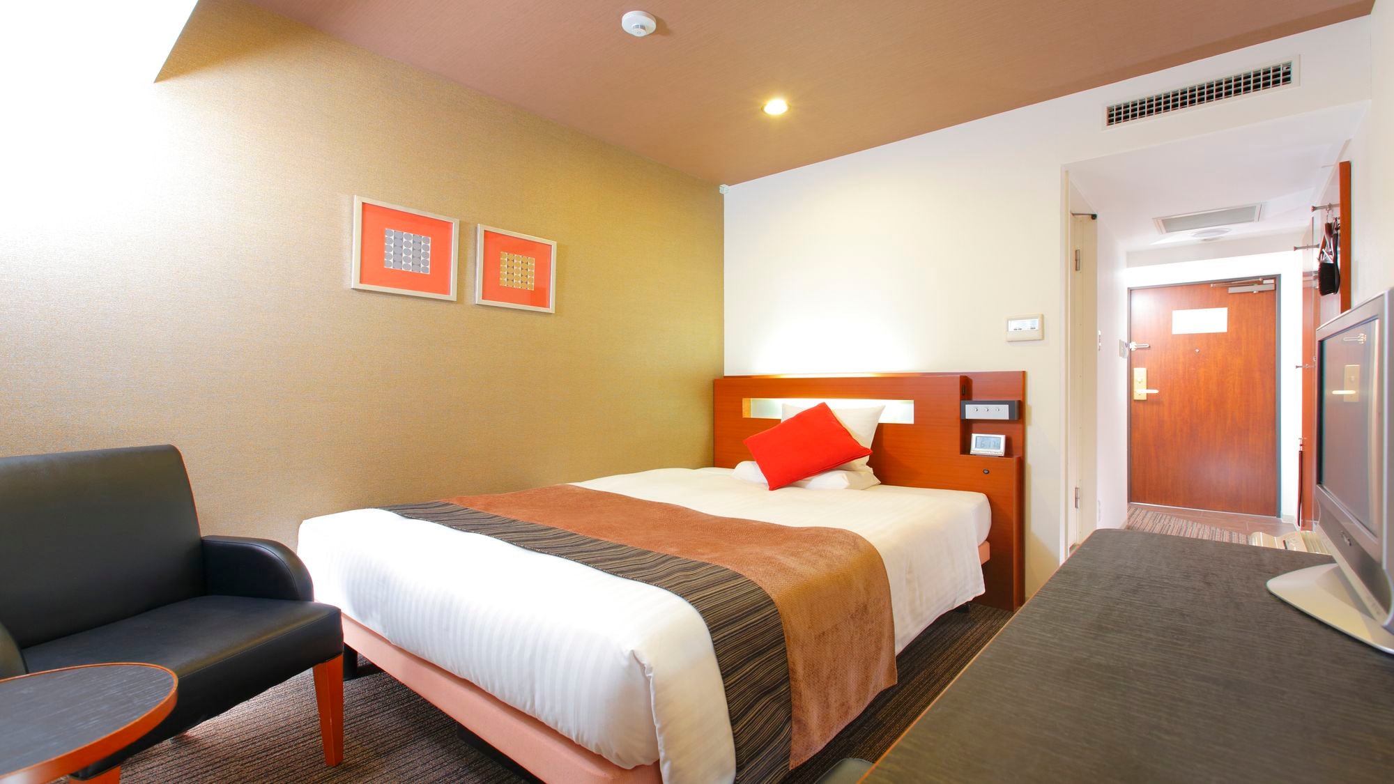 Apartment double [16㎡ / bed width 140cm]