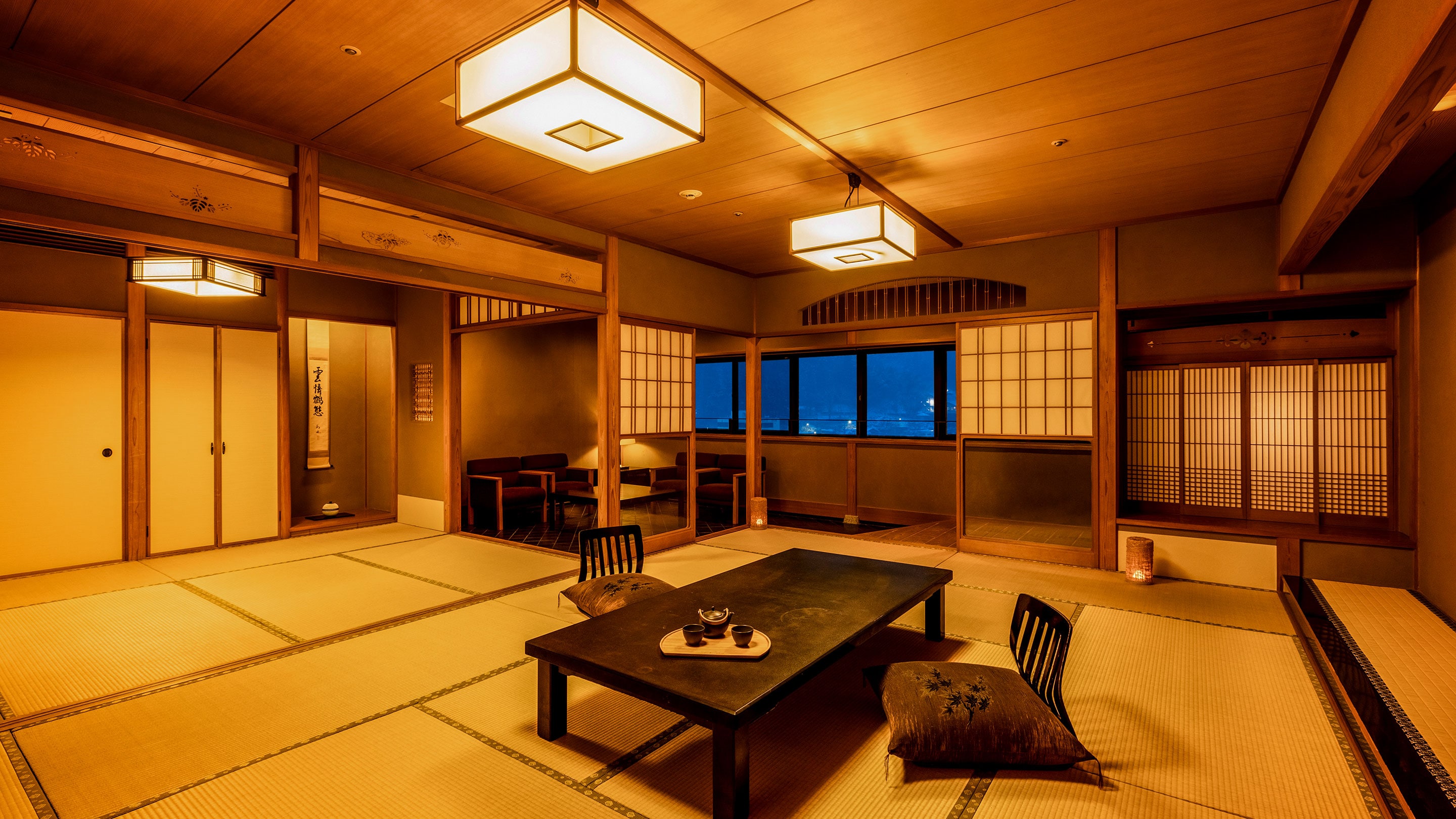 Superior Japanese-style room (18 tatami mats) x 2