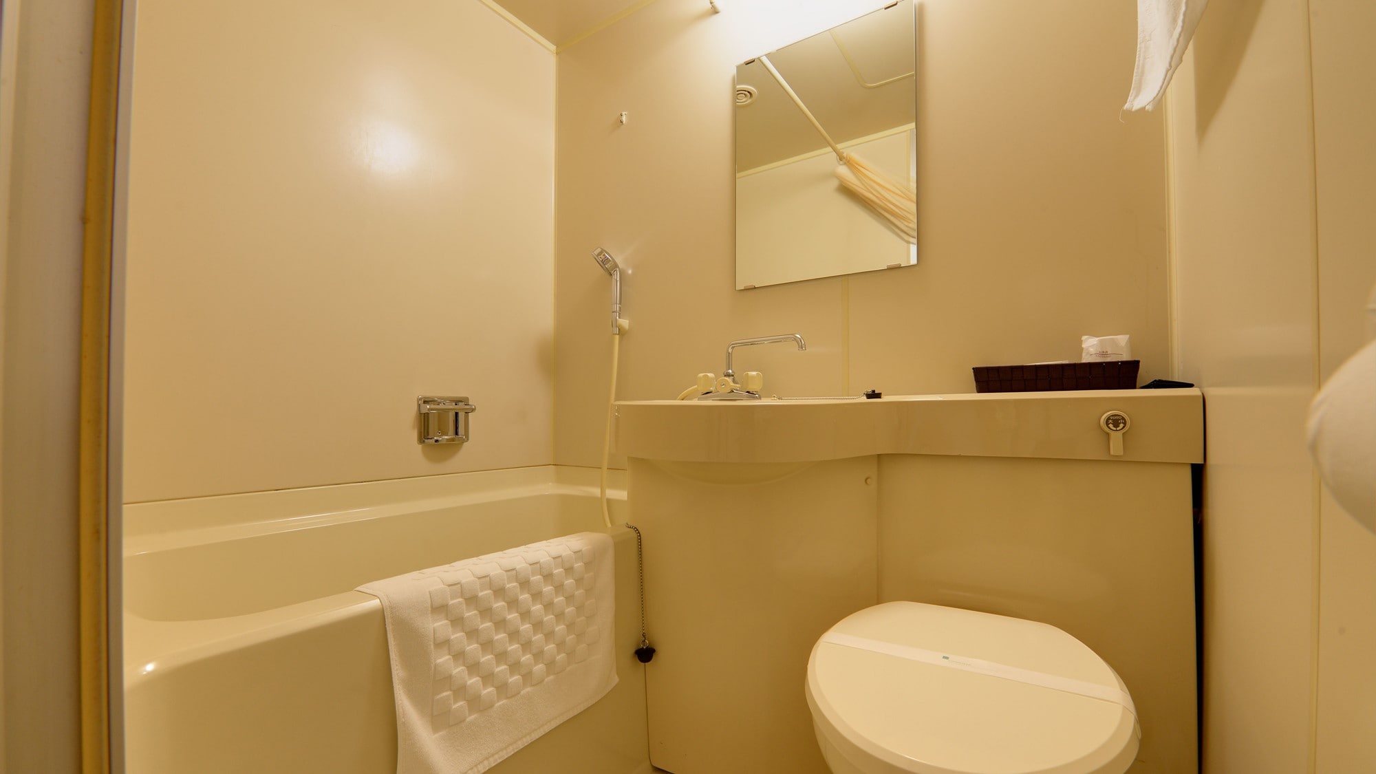 *Example of a room (single)/Example of facilities