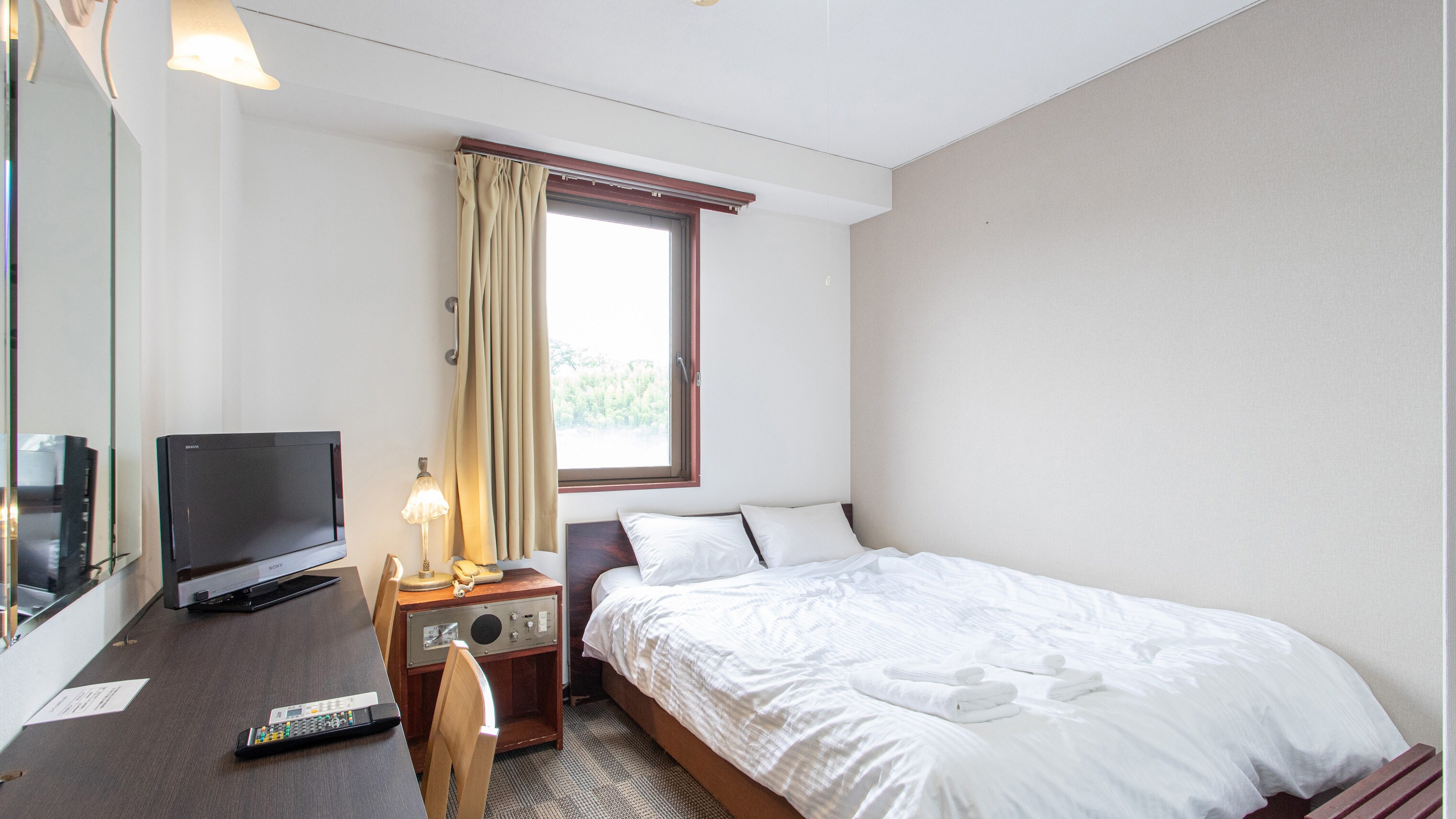 Double Room W