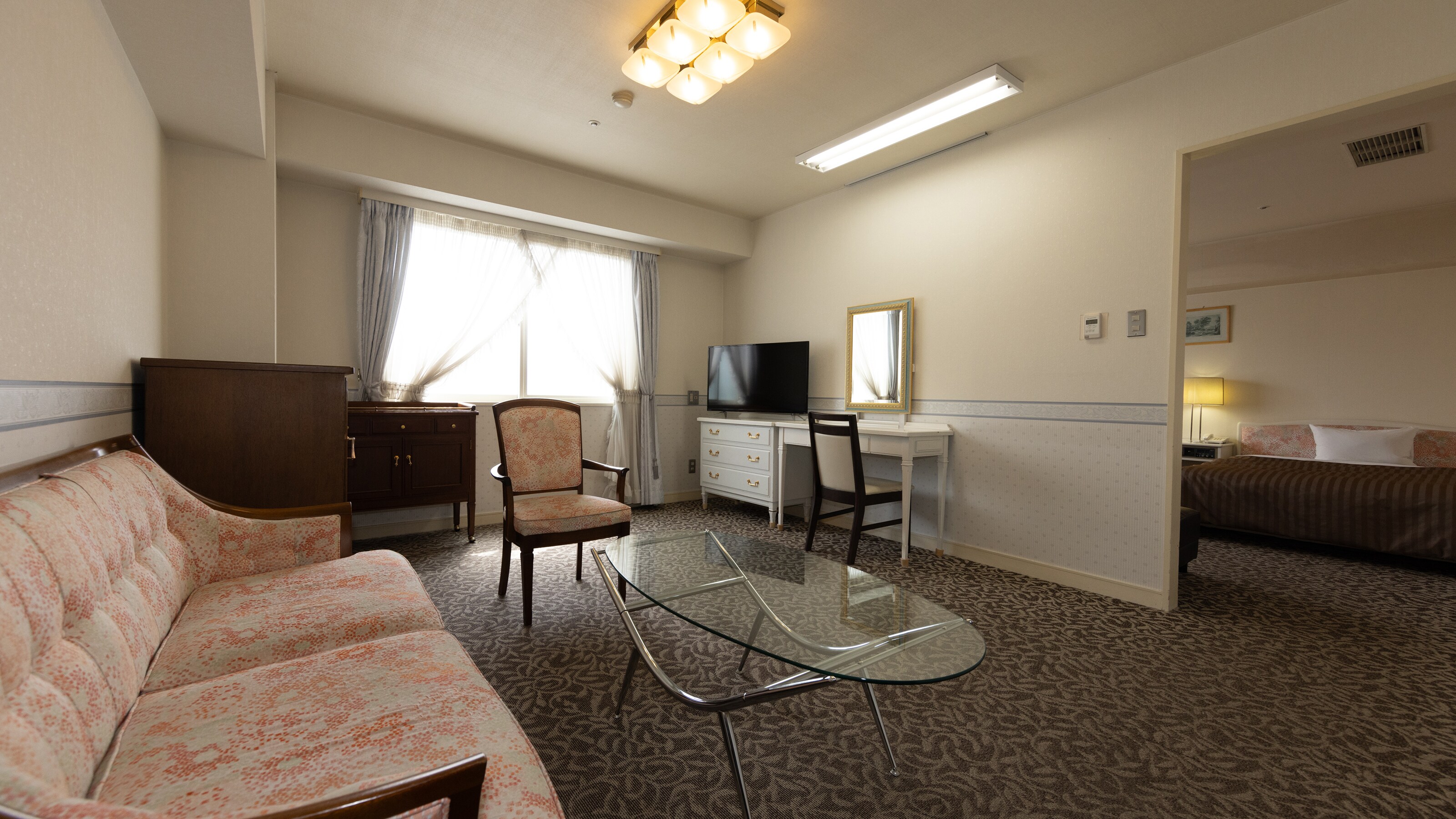 [Suite] Phòng đôi (2 giường đôi)