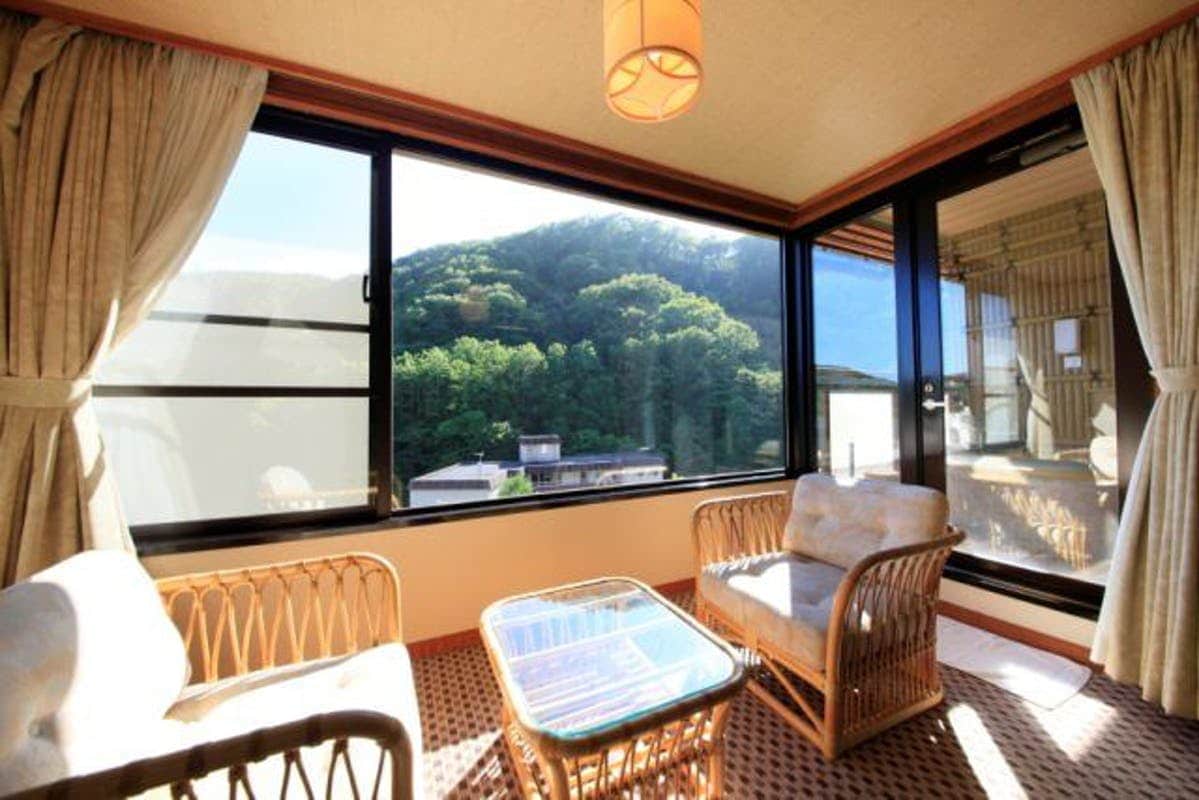 [Non-smoking] Japanese-style room with 12 tatami mats with open-air hot spring bath