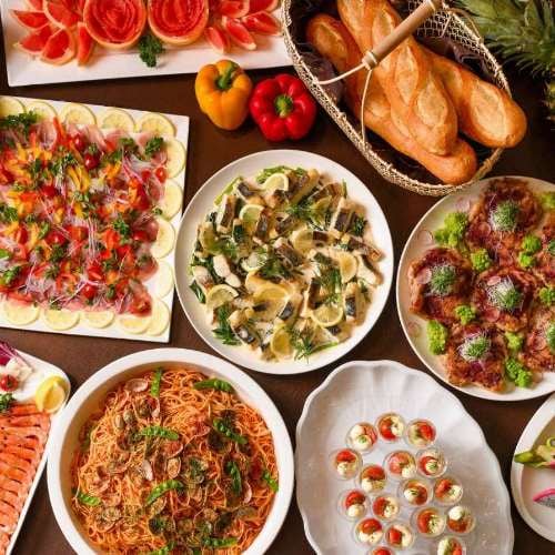 Prasmanan makan malam