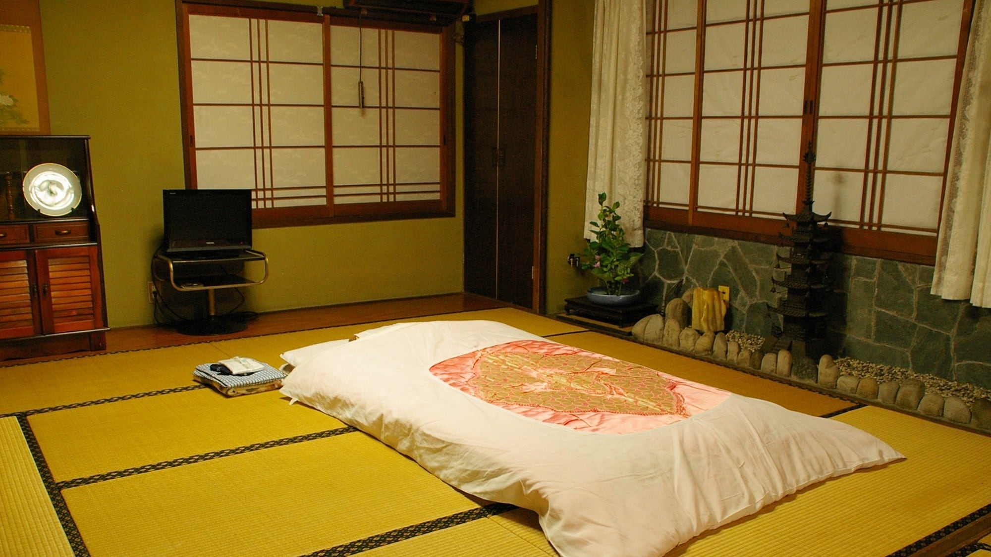 *Example of a Japanese-style room
