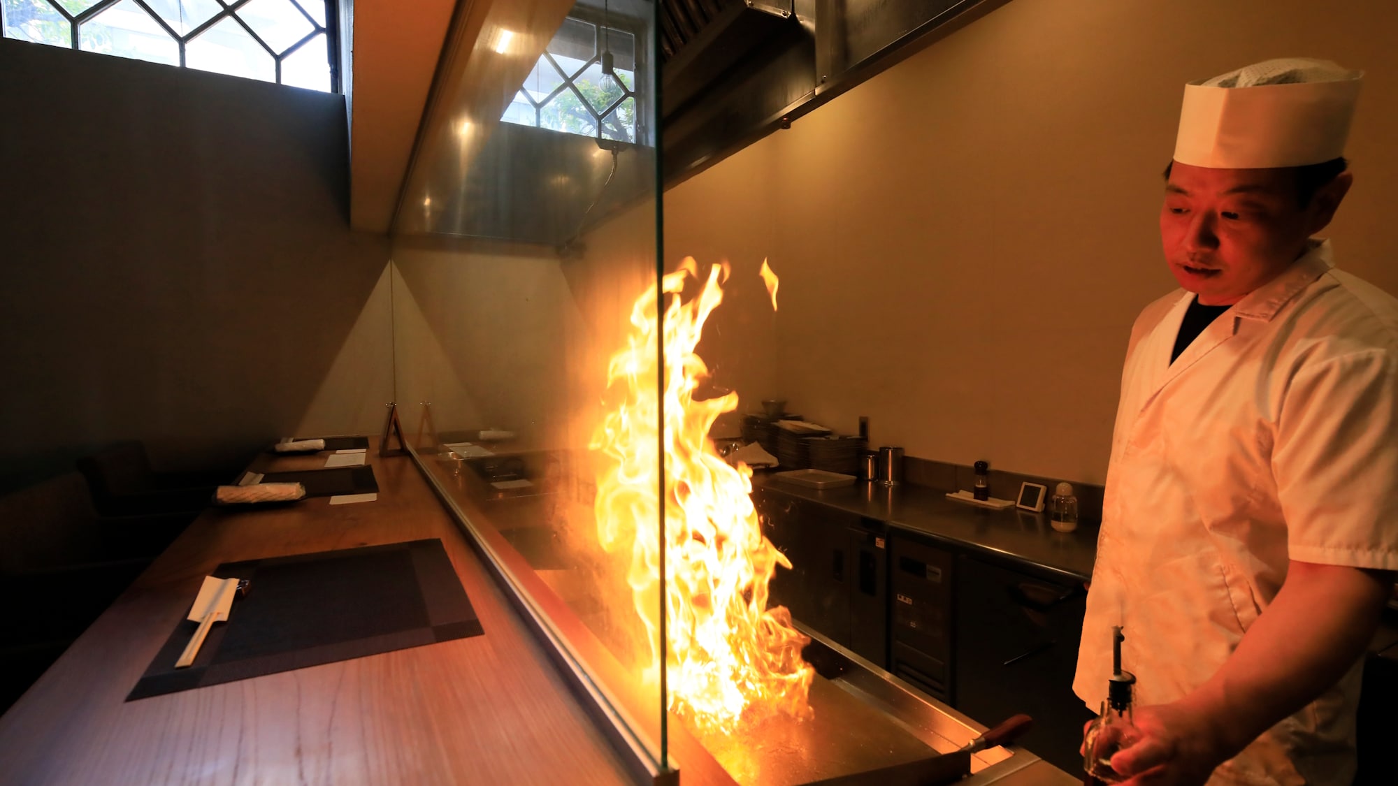 [Dinner] The main course is teppanyaki prepared right in front of you (example)