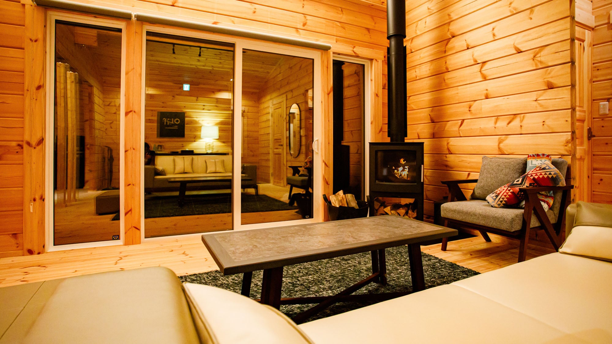 [Olif A-D Buildings] Fireplace