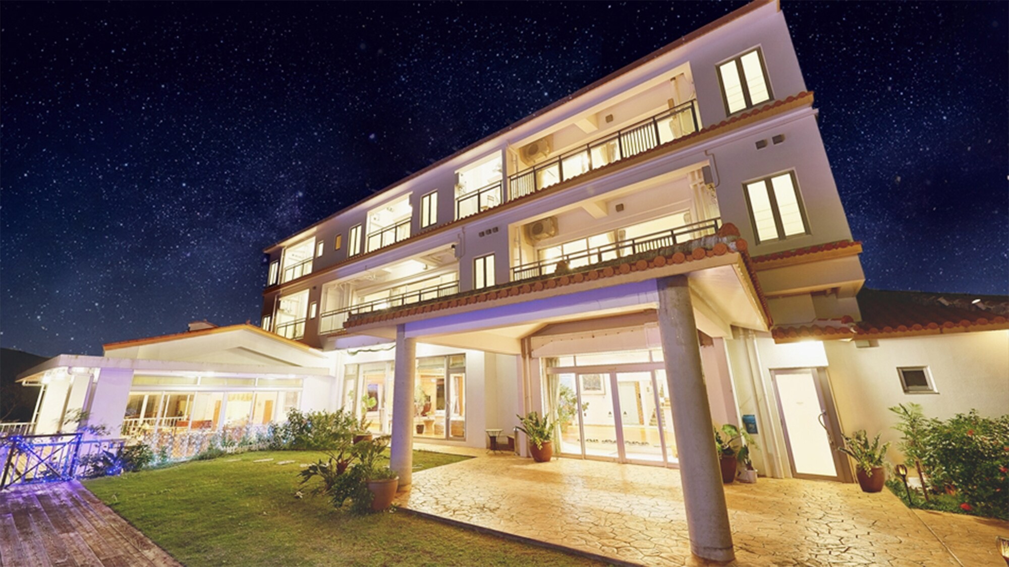 Star Terrace Motobu Yamazato Exterior night view On a clear day, you can enjoy the stars shining across the night sky.