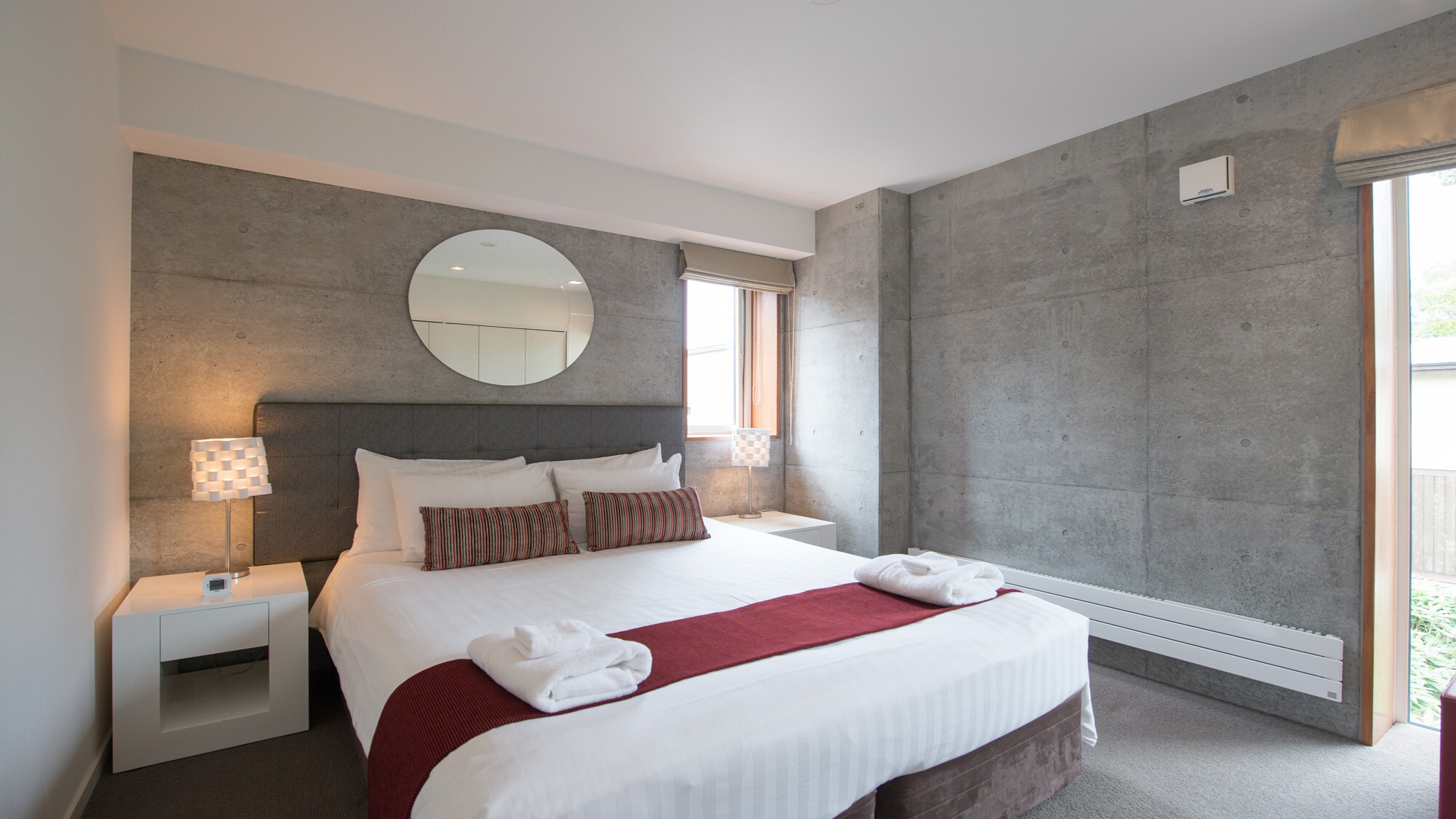 Bedroom (choice of twin or double)