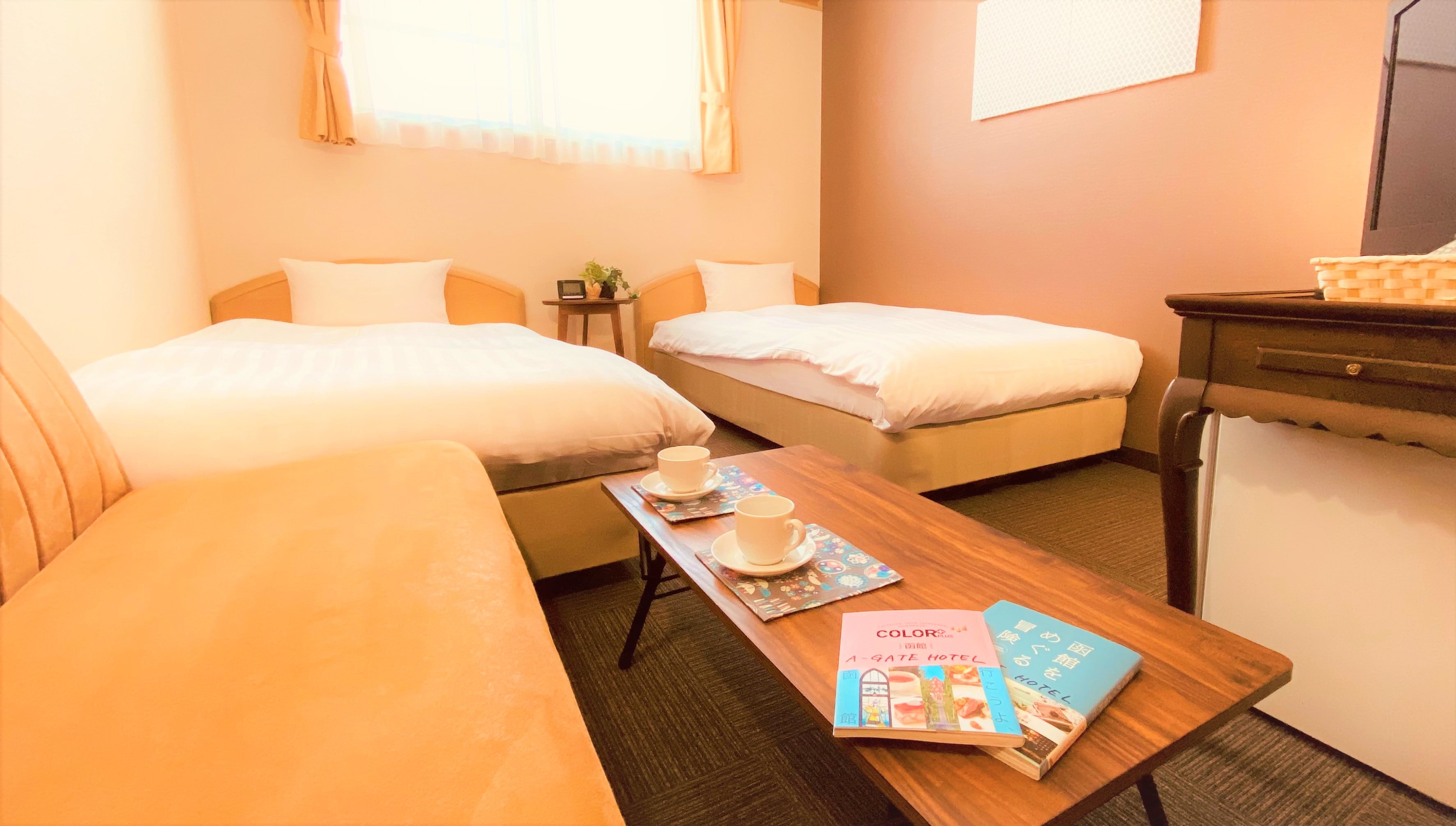 Kamar Twin Standar (2 tempat tidur single)