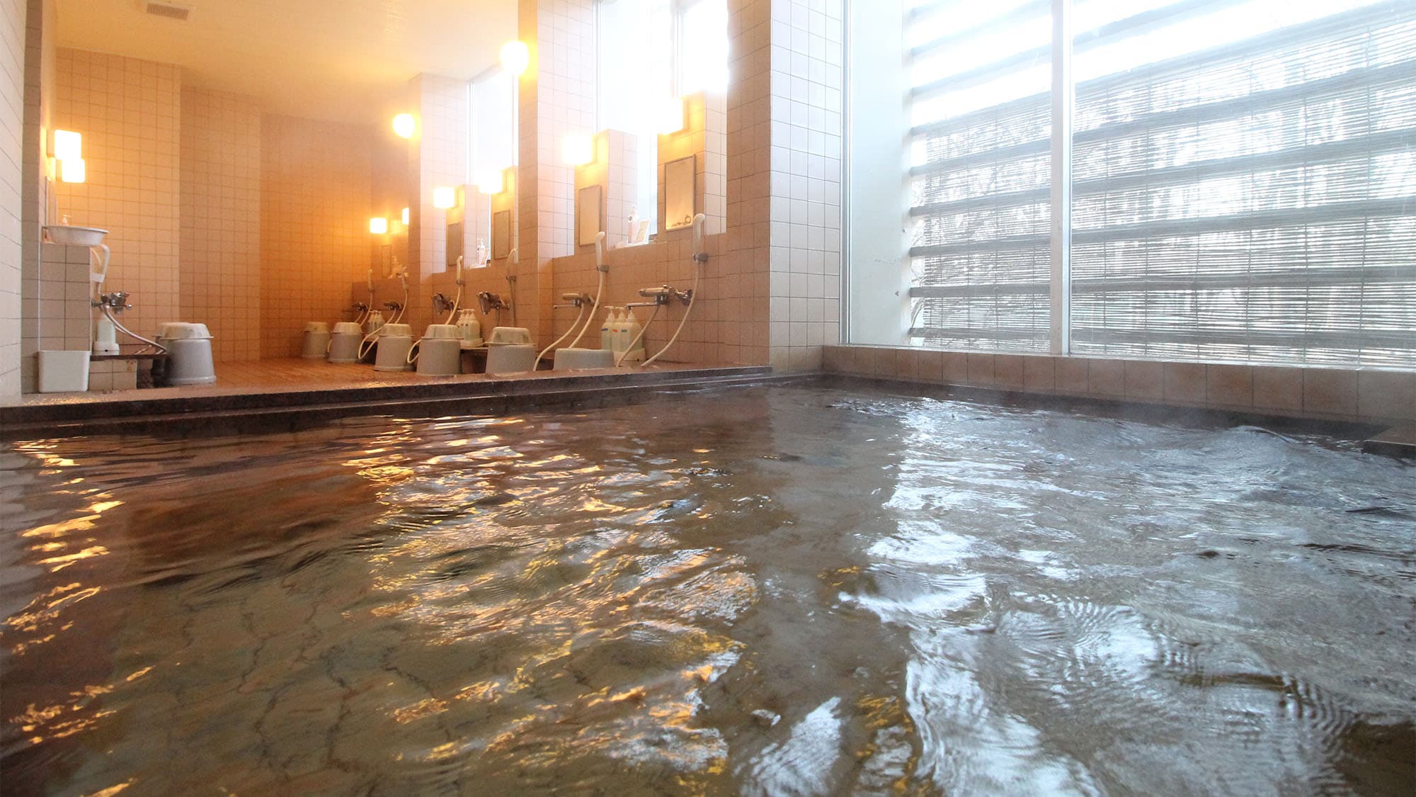 ● Artificial hot spring "Mineralu no Yu"
