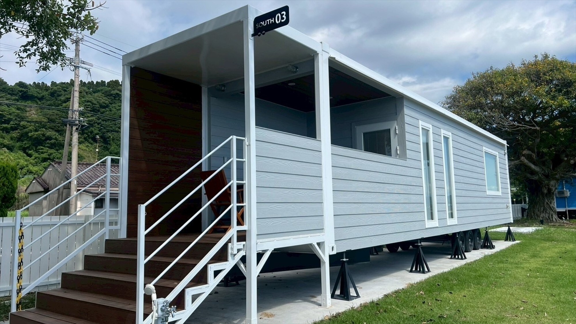 Ocean View | Trailer S03 / Simmons Single x 2