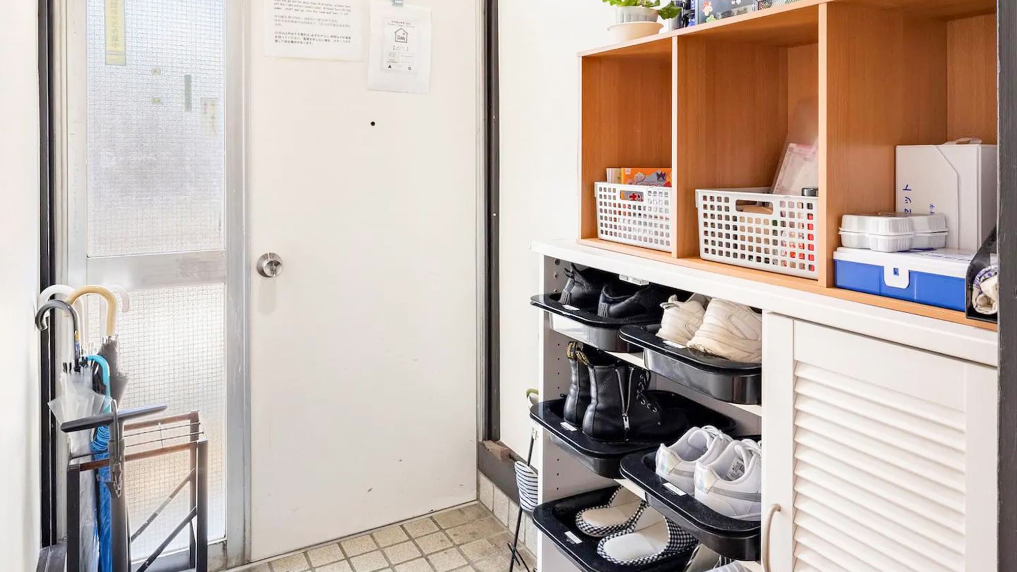 ・[EAST 2F Entrance] Guests staying in single rooms should use the dedicated entrance on EAST 2F