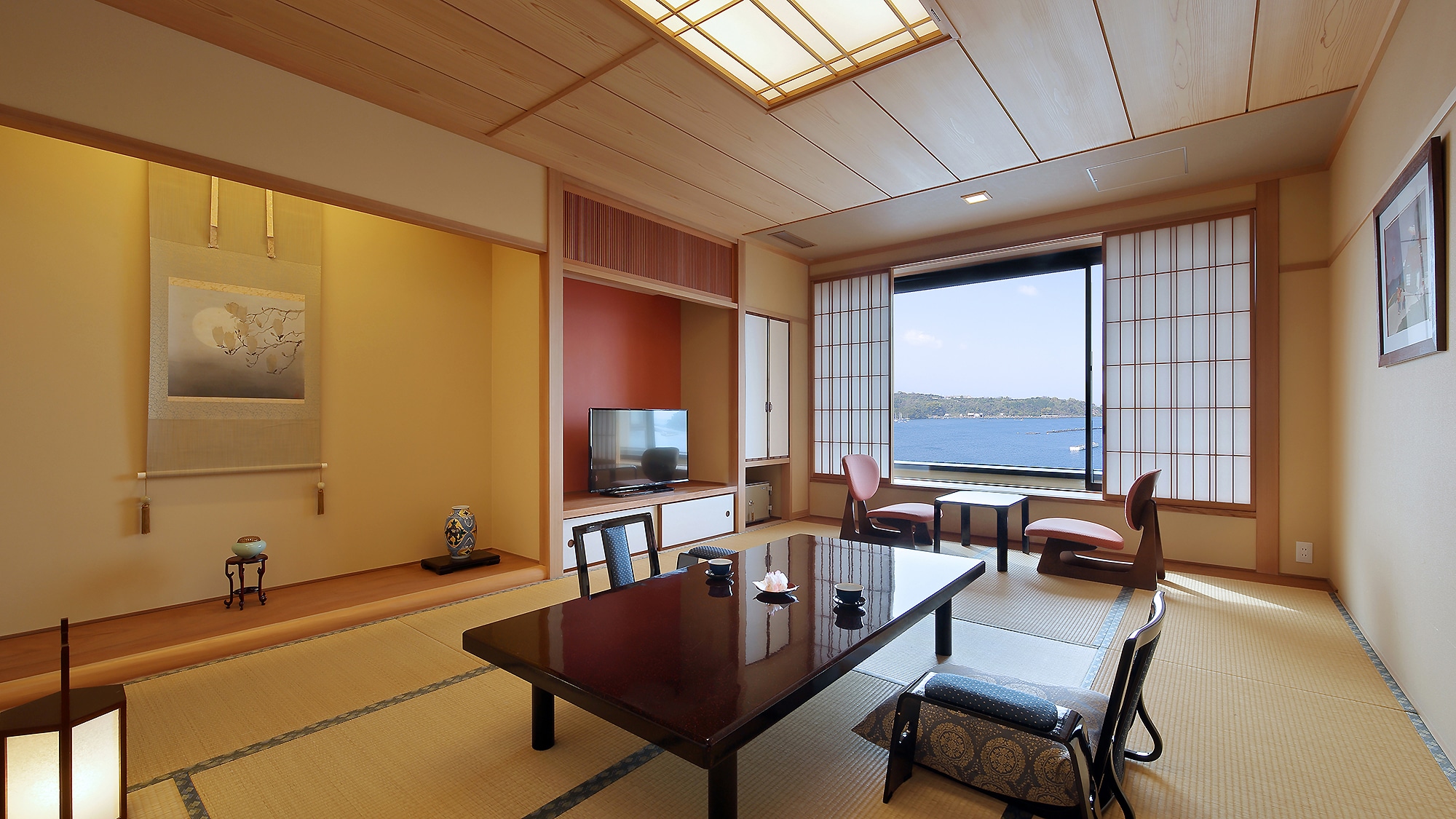 12 tatami Japanese-style room "Oto" (Renovated in 2019)