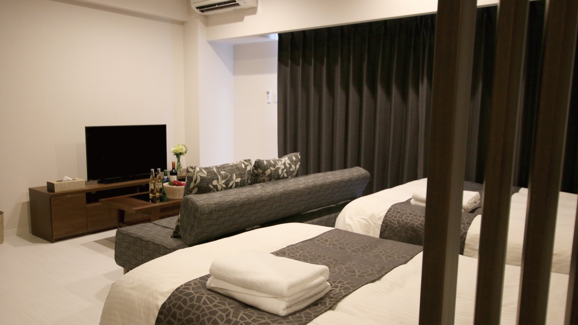 Guest room image