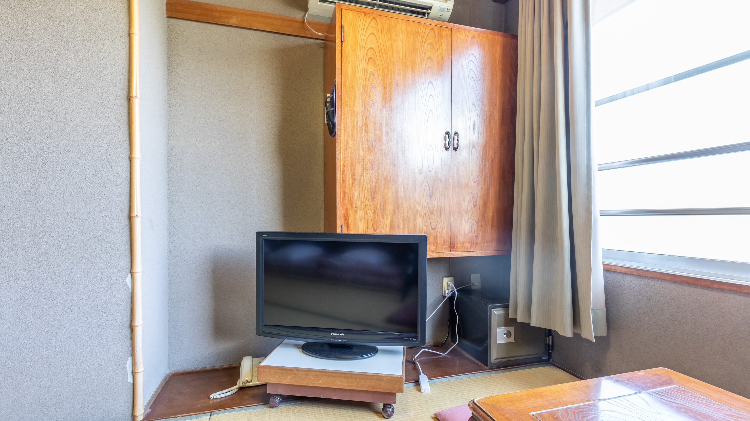 [Non-smoking] Japanese-style room for 1-3 people (shared bathroom and toilet)