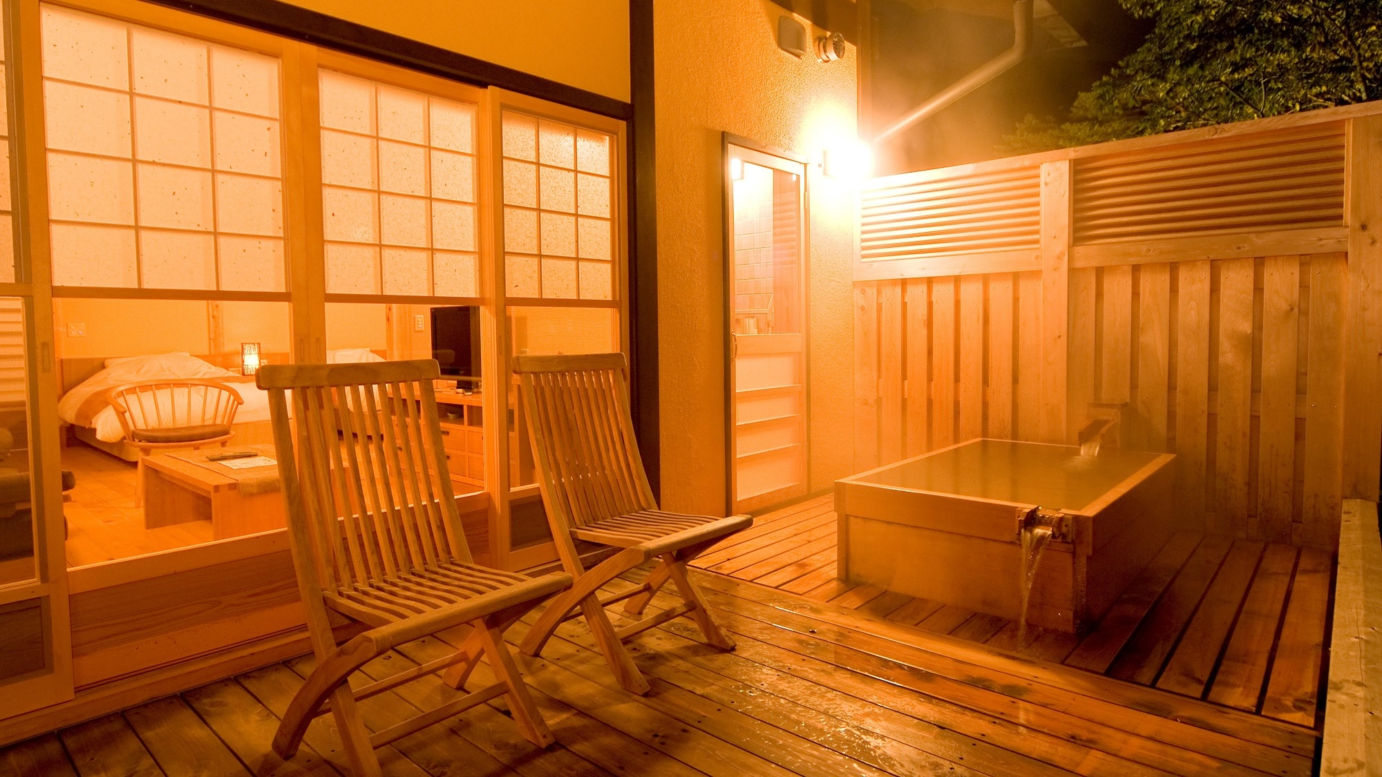[Room with open-air bath: Extract of Himekomatsu]
