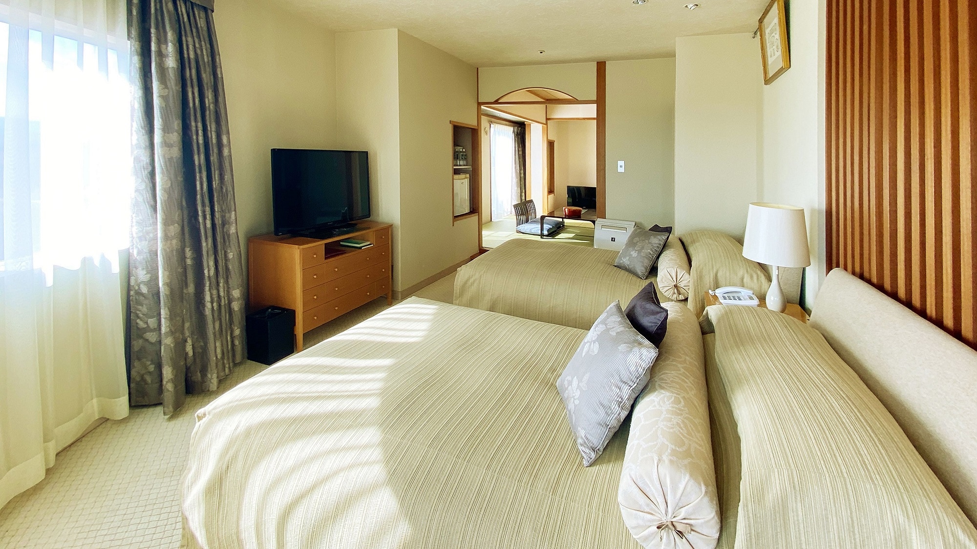 ห้องชุดญี่ปุ่นชั้นพิเศษ 45 ตร.ม