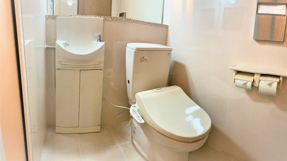 洗浄機付トイレ（一例）【波織音最上階5階】波織音和10畳 シャワールーム付(一例)