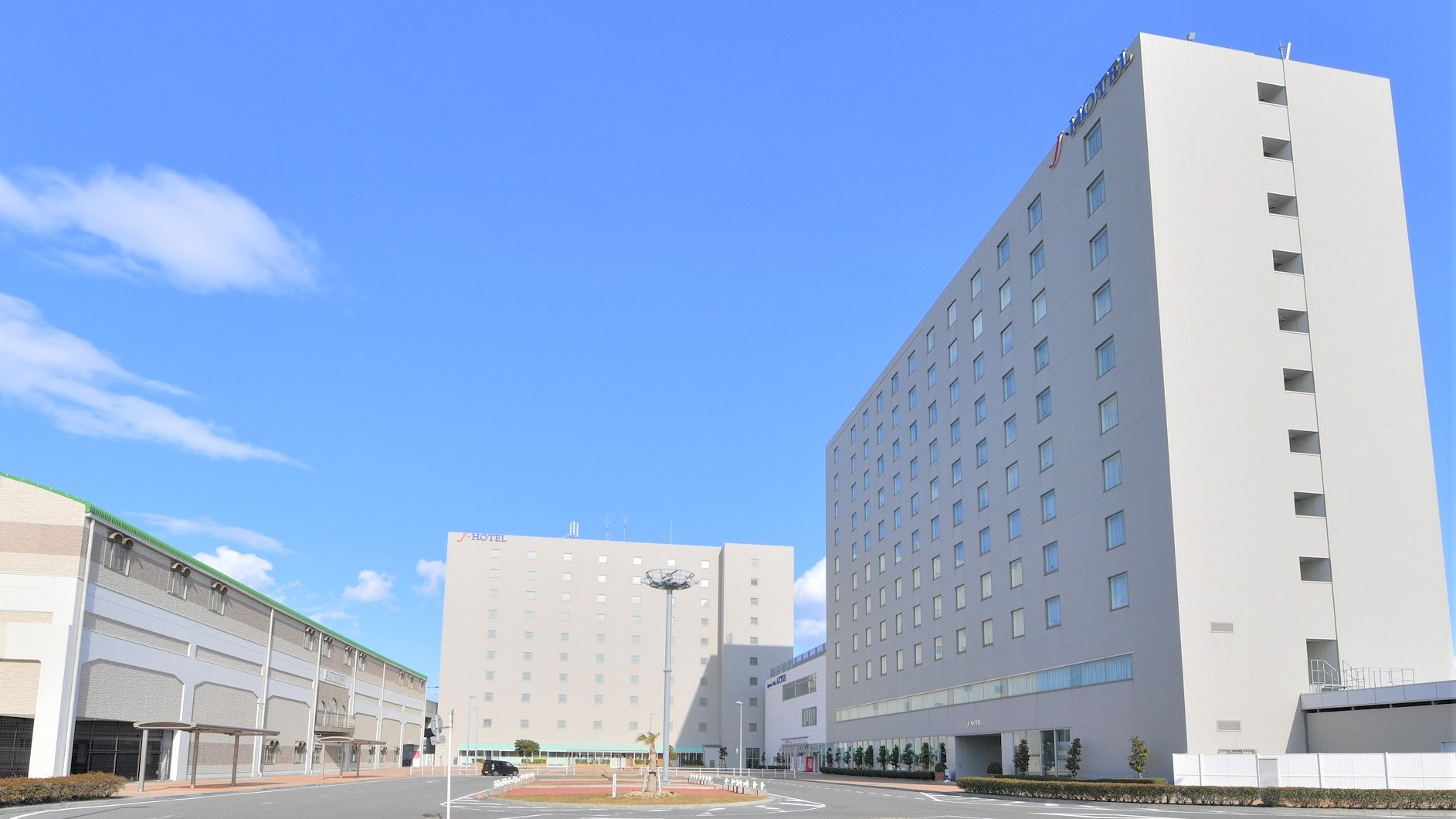 Appearance of the hotel station side