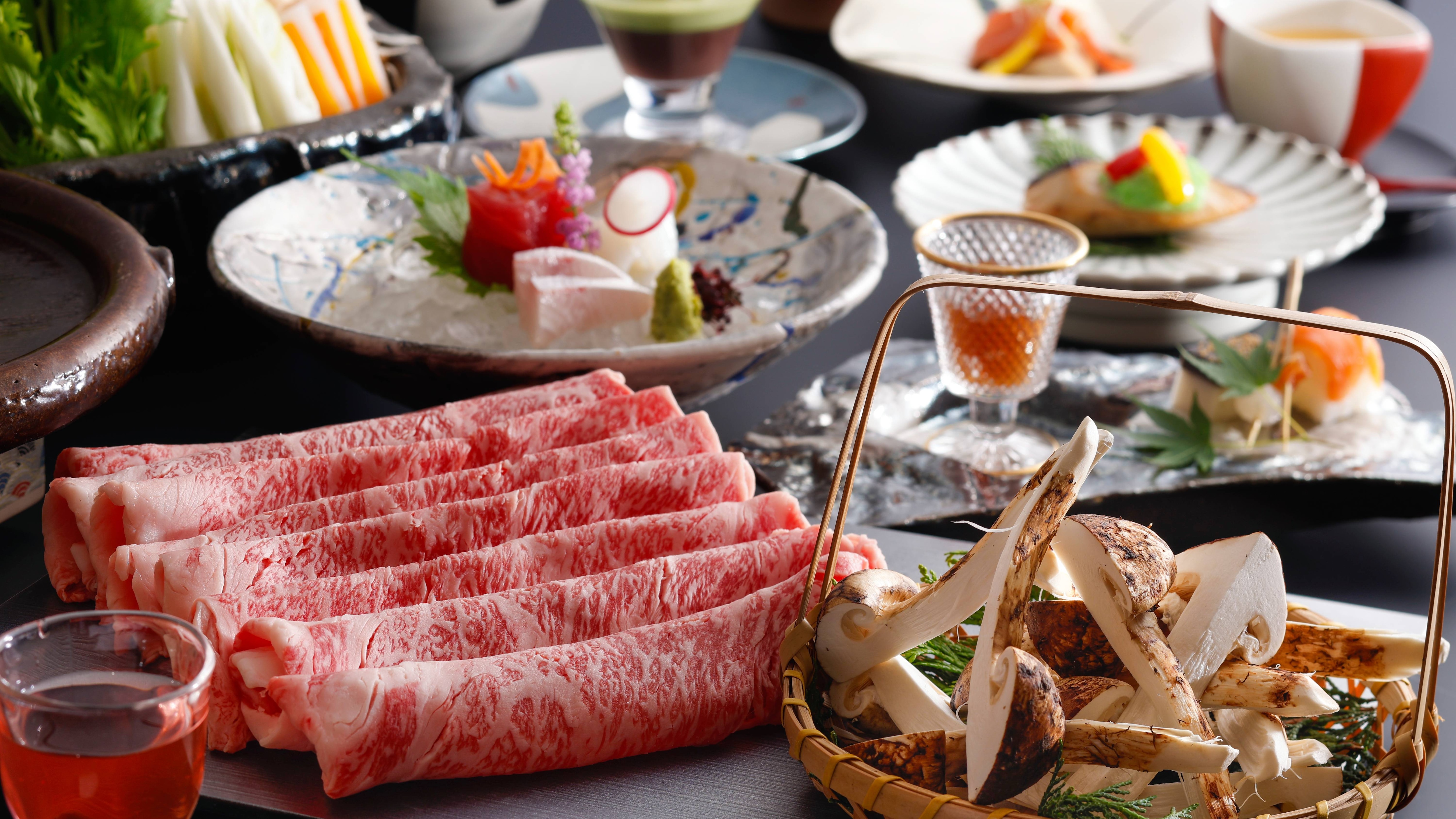 姬路和牛松茸壽喜燒懷石料理（肉、松茸和蔬菜均為3人份）