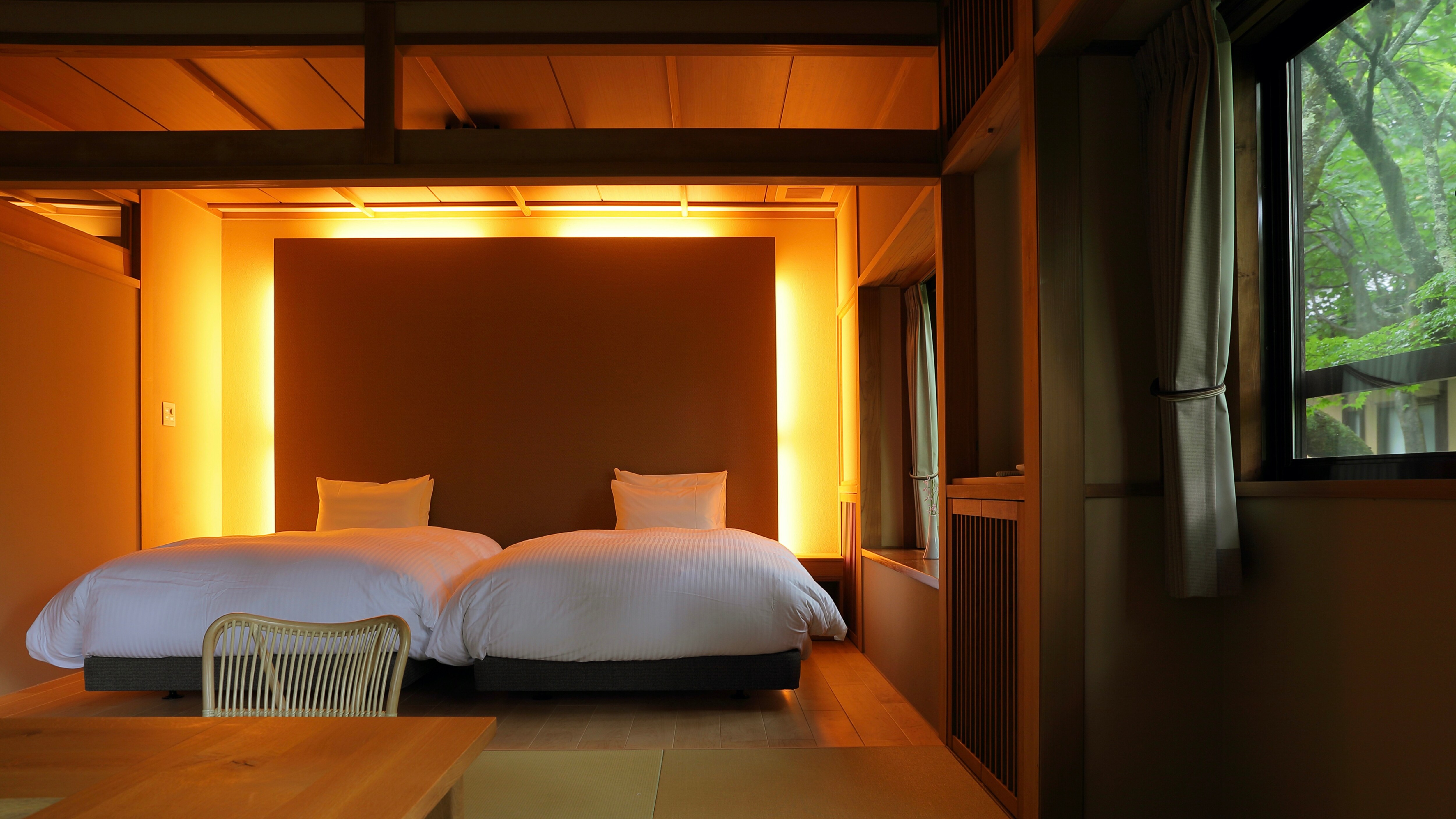 "Maple" room