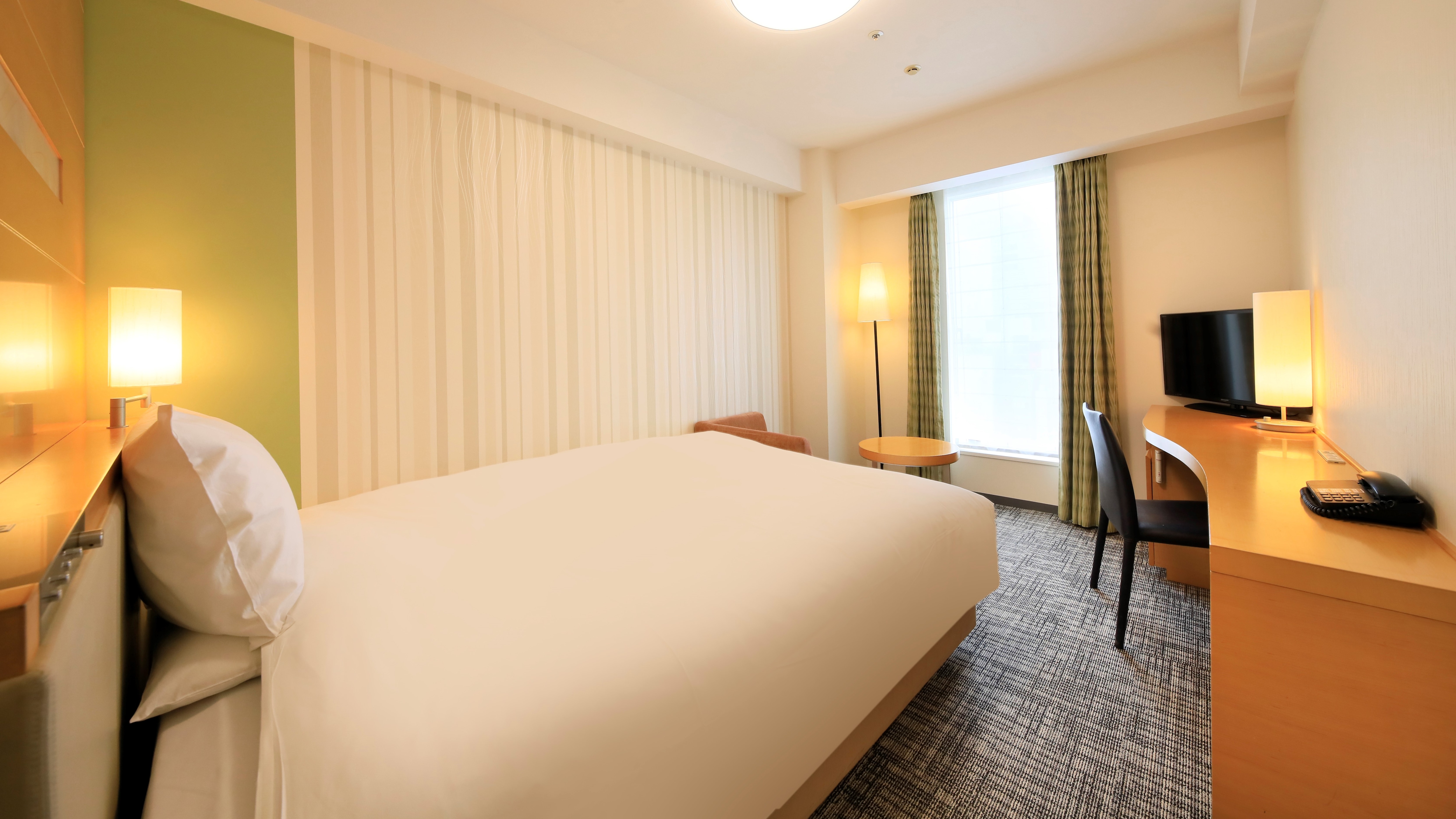 ■Kamar berharga (lantai 12 dan 13) ■Luas kamar: 18,1㎡ Ukuran tempat tidur: 154×205cm