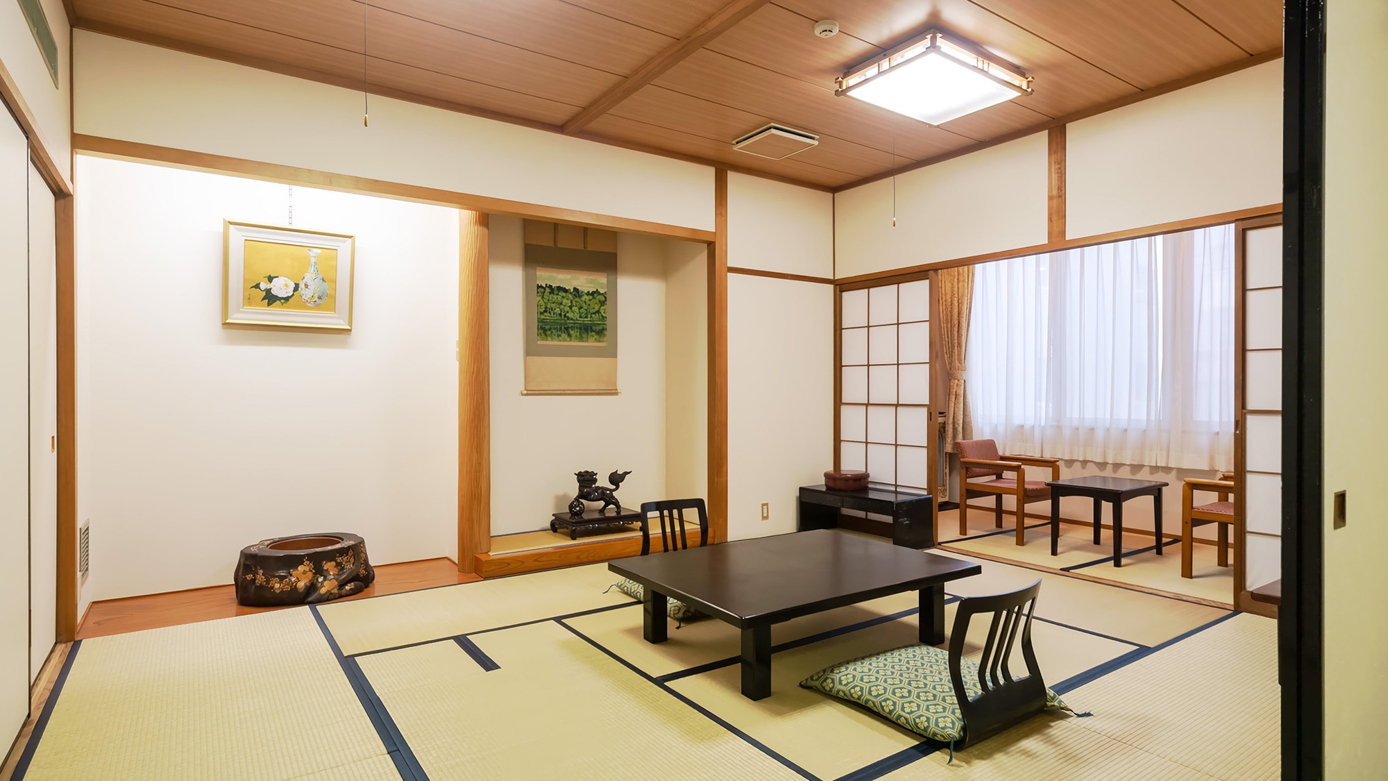 ■Kamar bergaya Jepang■Ruang dengan 10 tikar tatami + ruang tunggu dengan 4,5 tikar tatami + beranda ※Wi-Fi gratis