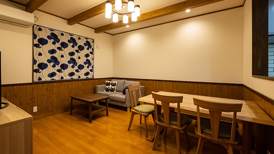 Living Dining [富士山景高級別墅小屋]
