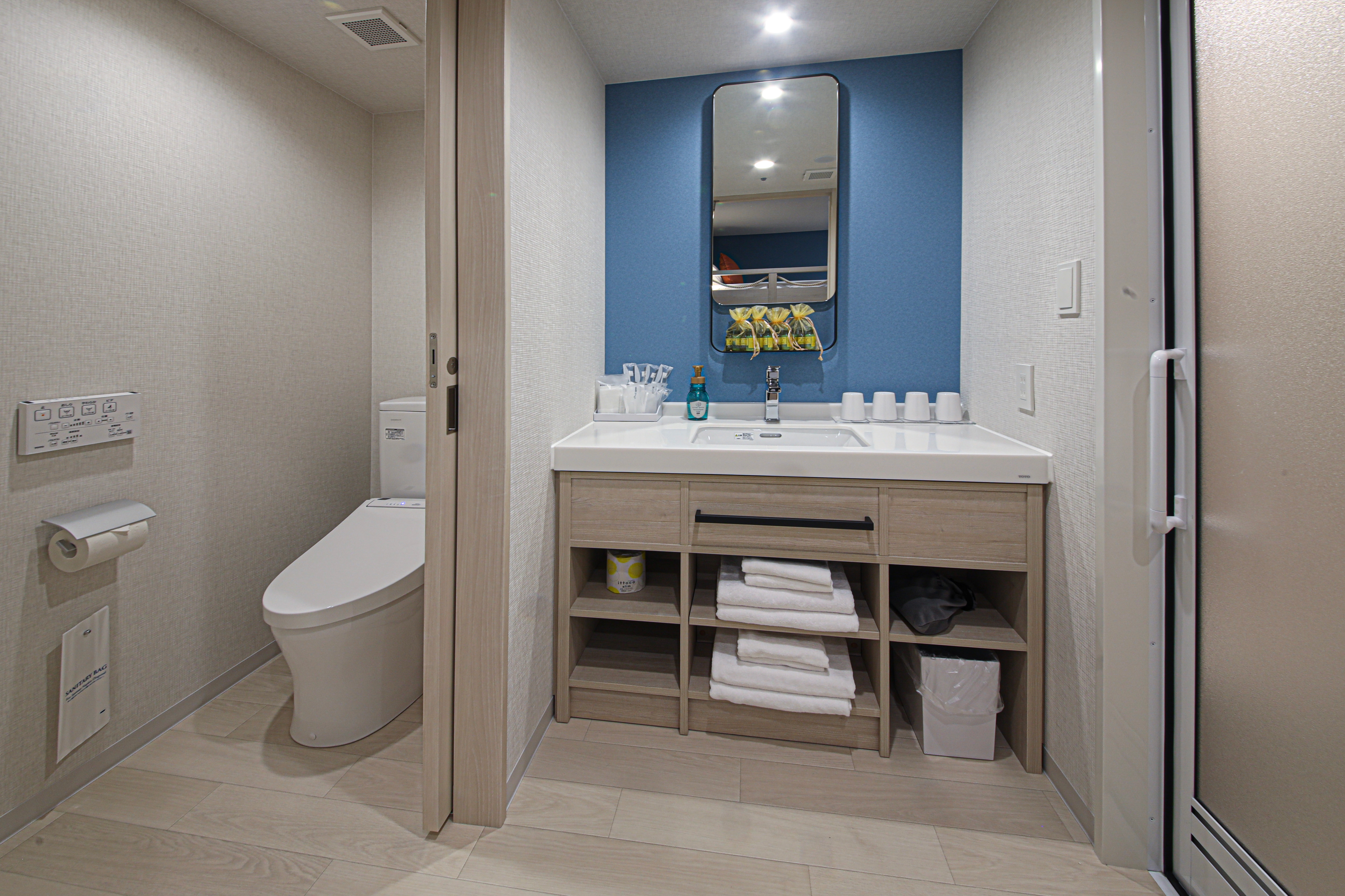 [New building] Family Room B