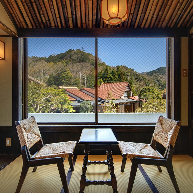 Japanese-style room 10 tatami mats with hot spring bath (3rd floor / Amagi mountain range side)