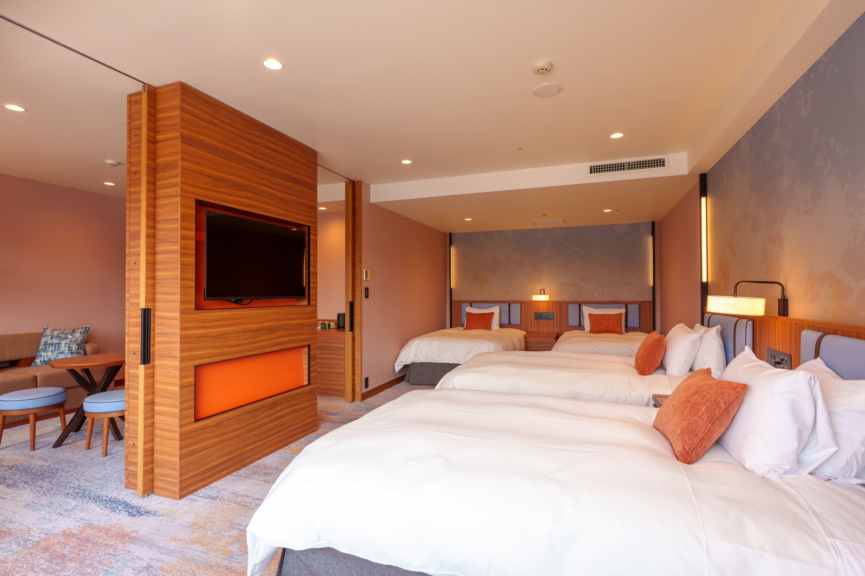 [Mt. Fuji view] Family room from the window