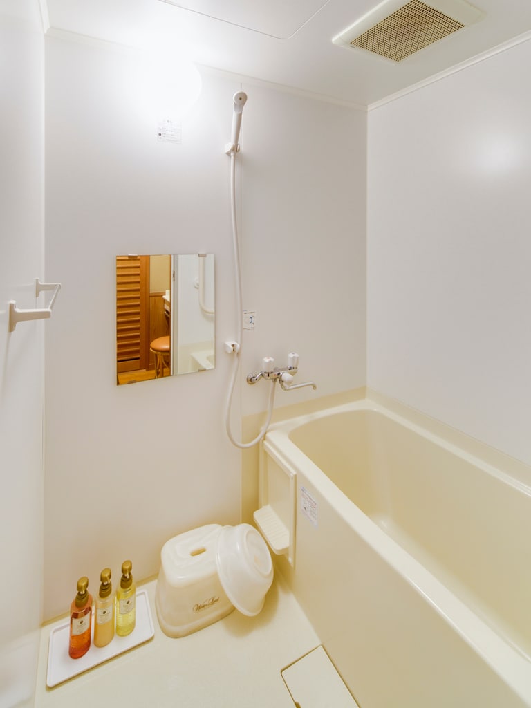 มาตรฐานฝั่งคะวะกุจิโกะ ห้องสไตล์ญี่ปุ่น 10 เสื่อทาทามิ ห้องน้ำ (ตัวอย่าง)