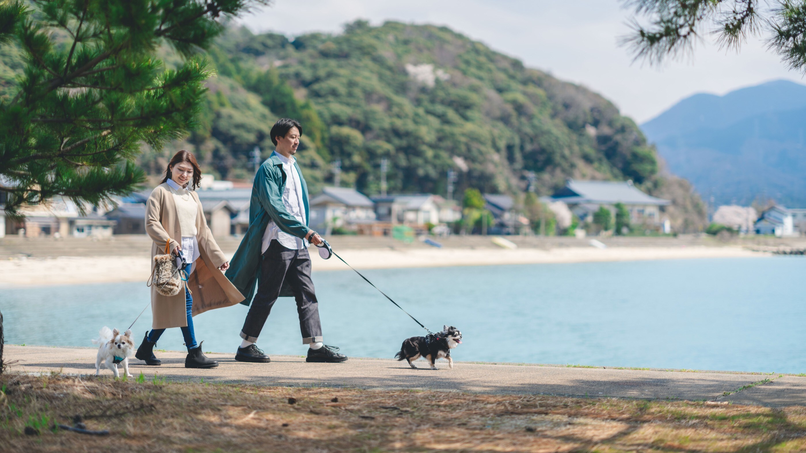 The sea, mountains, and gourmet food are all more fun when we're together.