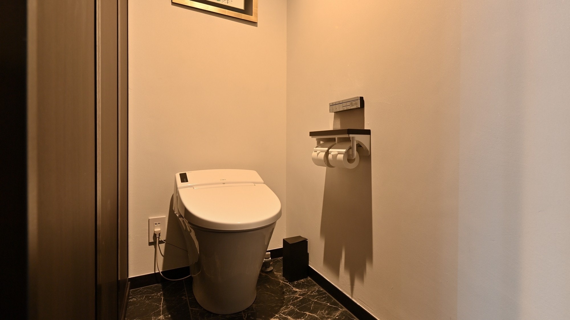 [Junior Suite] Phòng vệ sinh rộng rãi, sạch sẽ và thoải mái.