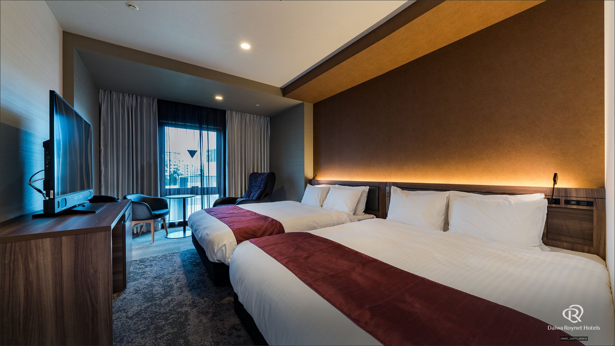 Superior twin room