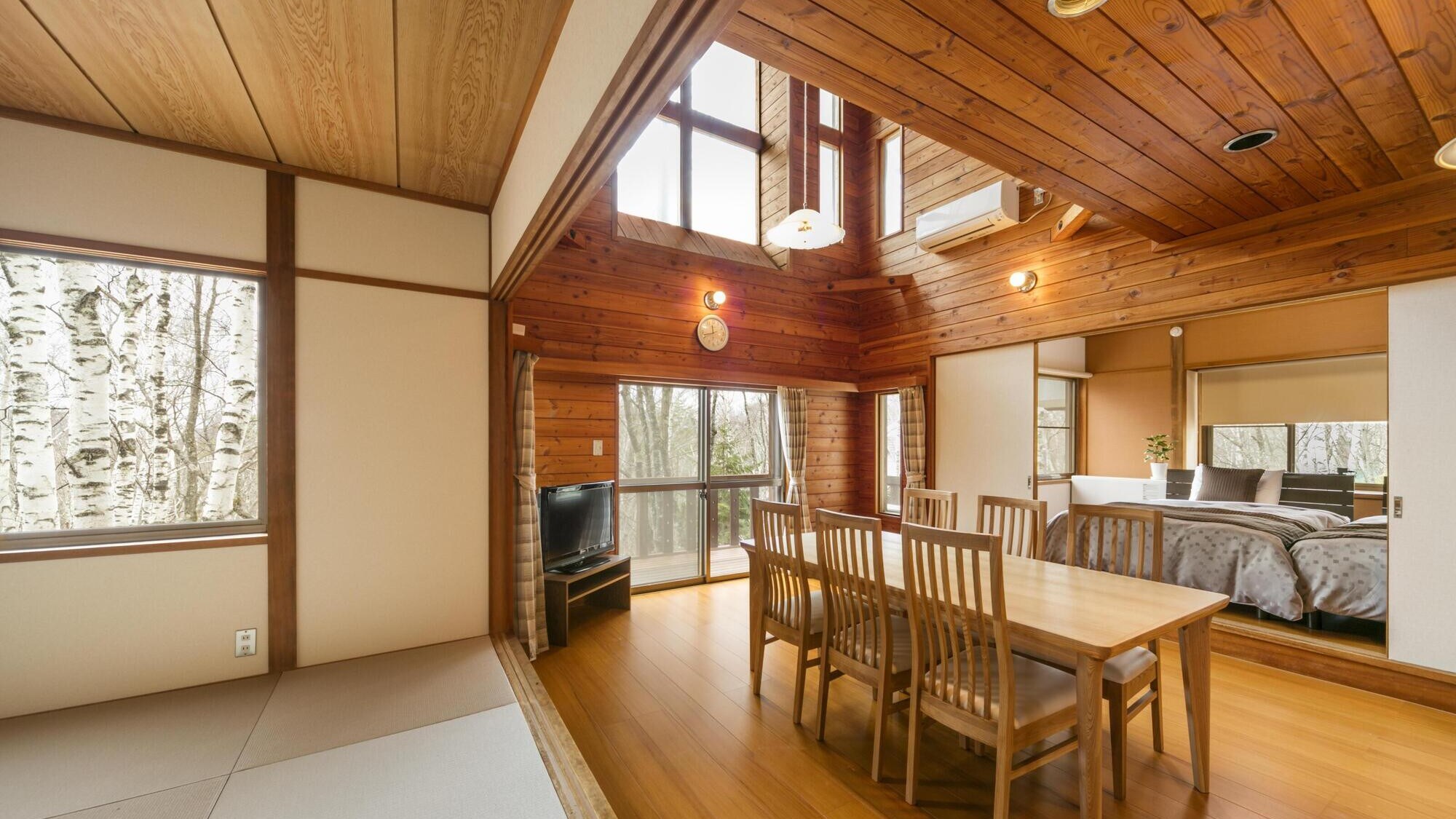 [Deluxe 2LDK Japanese-Western Style Cottage]