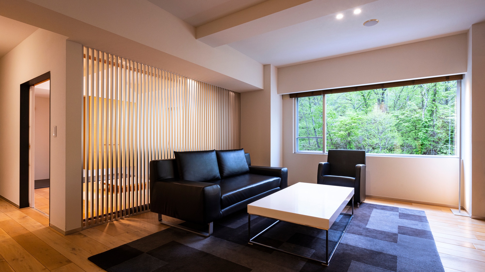[Luxury Suite Japanese-Western Room] The Japanese-Western room, which has a Japanese-style room in a space of 100 square meters, is popular for friends and family trips.