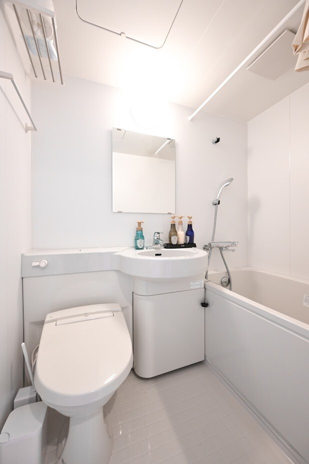 [Safari Tent (Botanical Room)] Toilet and unit bath