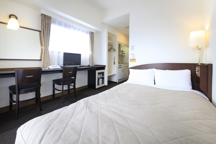Semi-double room
