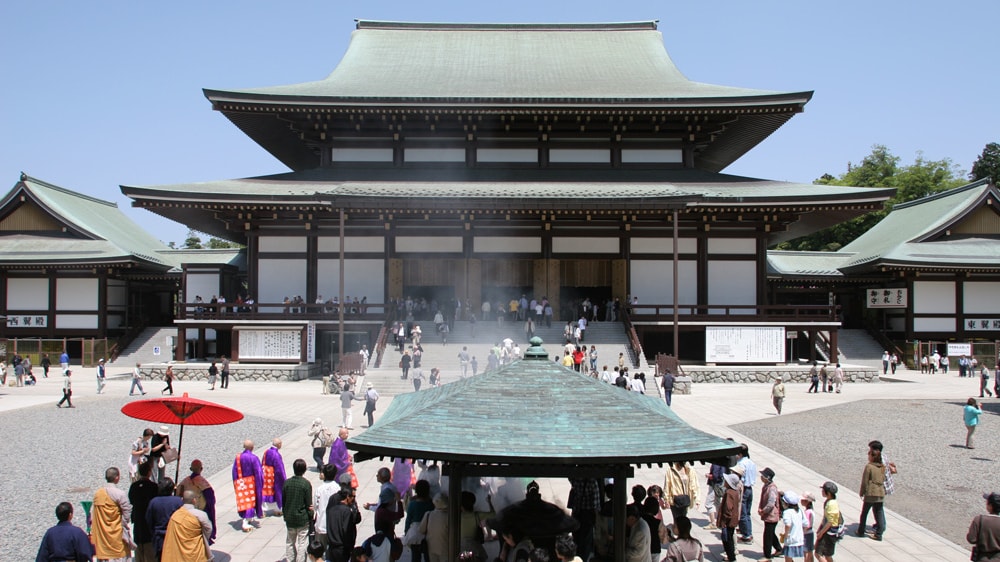 Naritayama Main Hall