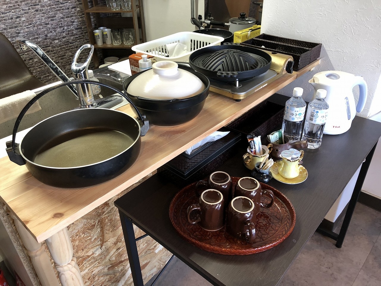 1st floor: Pots, Genghis Khan, yakiniku, and sukiyaki equipment