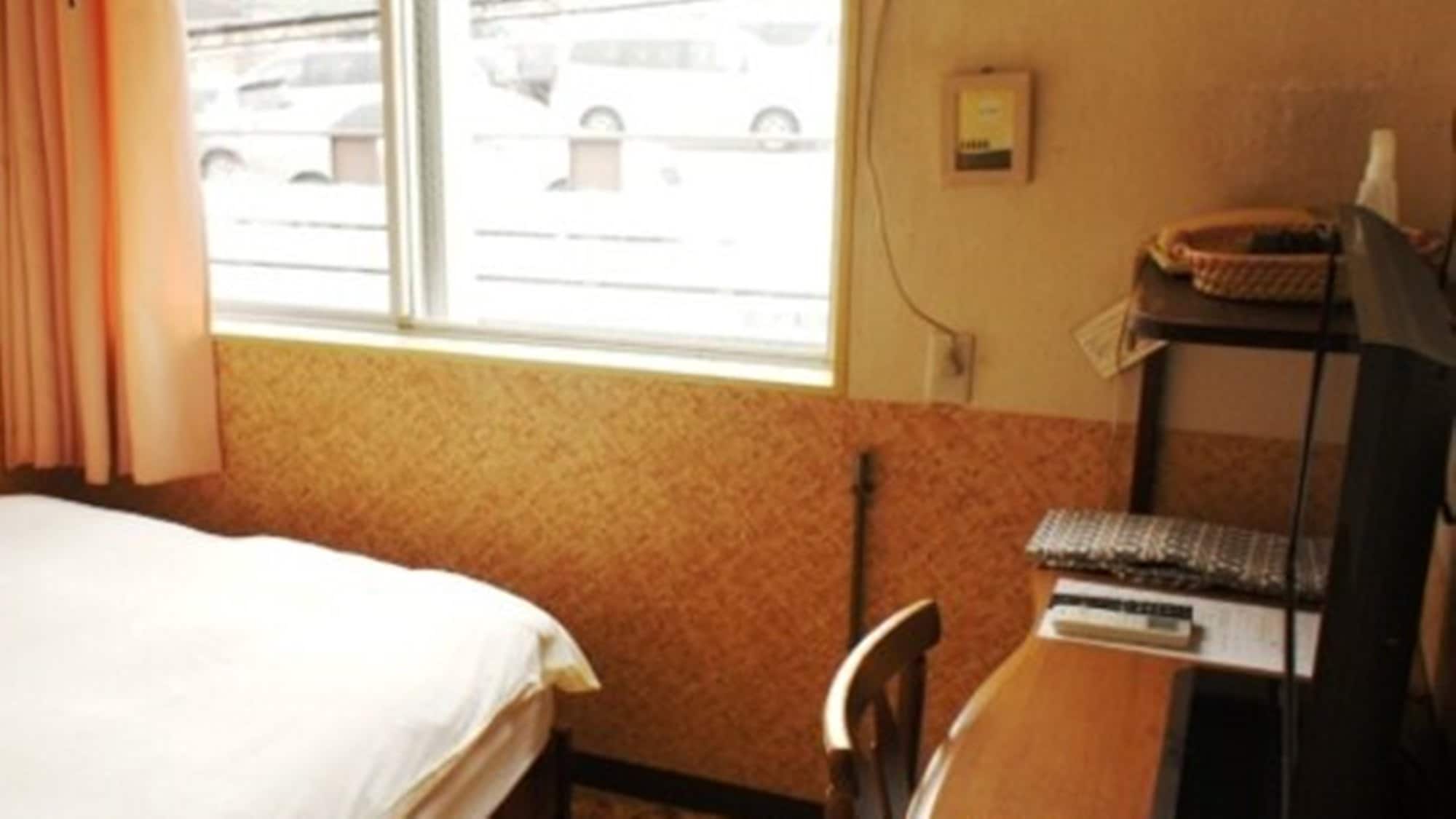 Perfect for business trips or solo travel! Single room