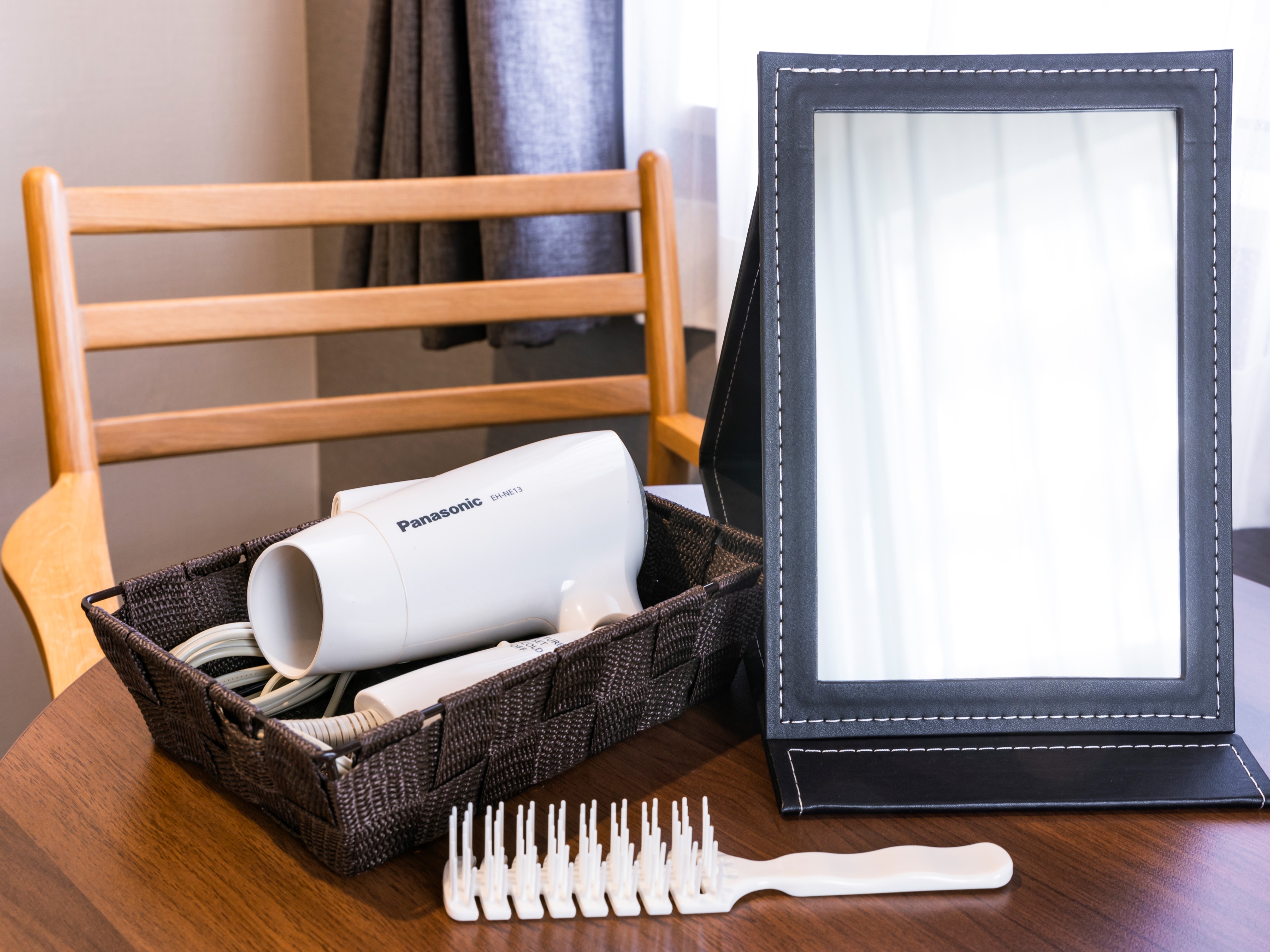 Hair dryer & mirror