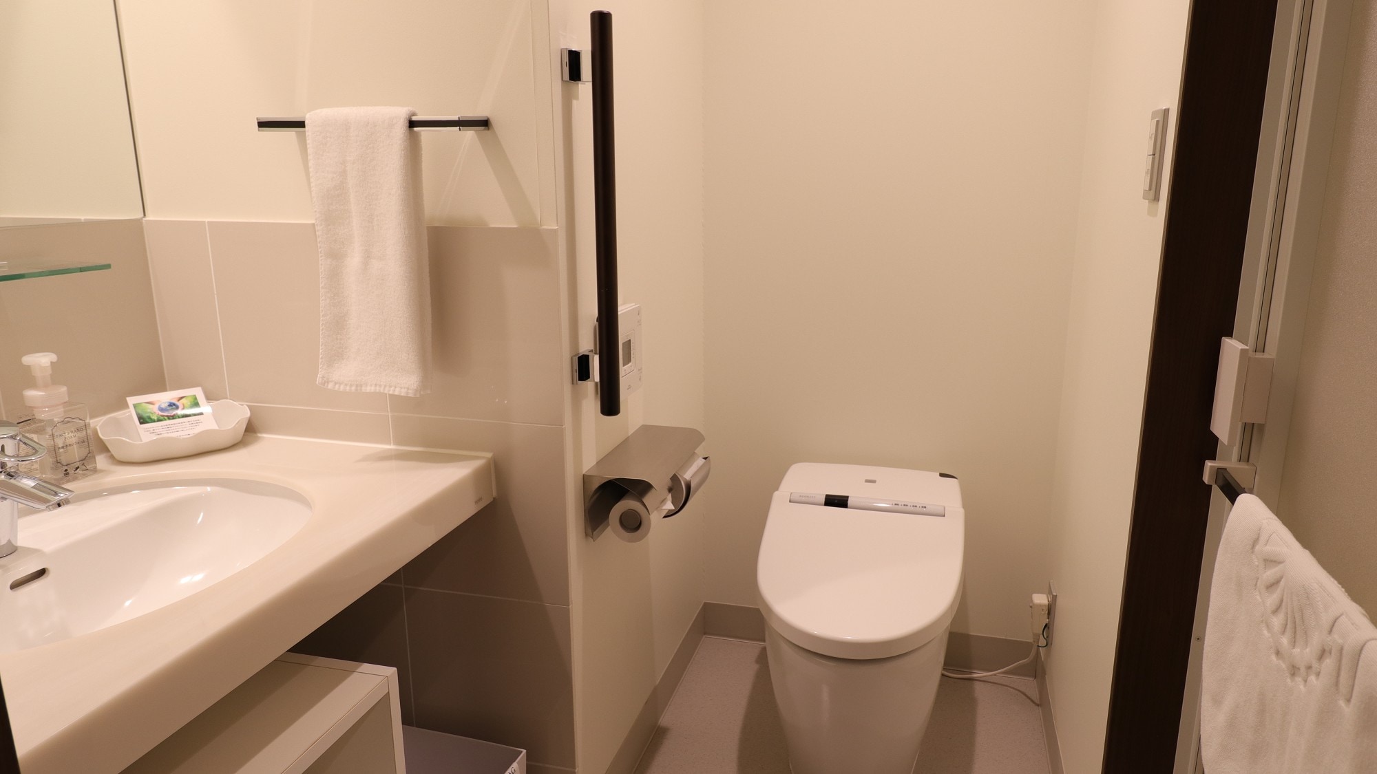 【雙人間】21平方米/床尺寸160cm×203cm 浴室、廁所、洗手間3分獨立型
