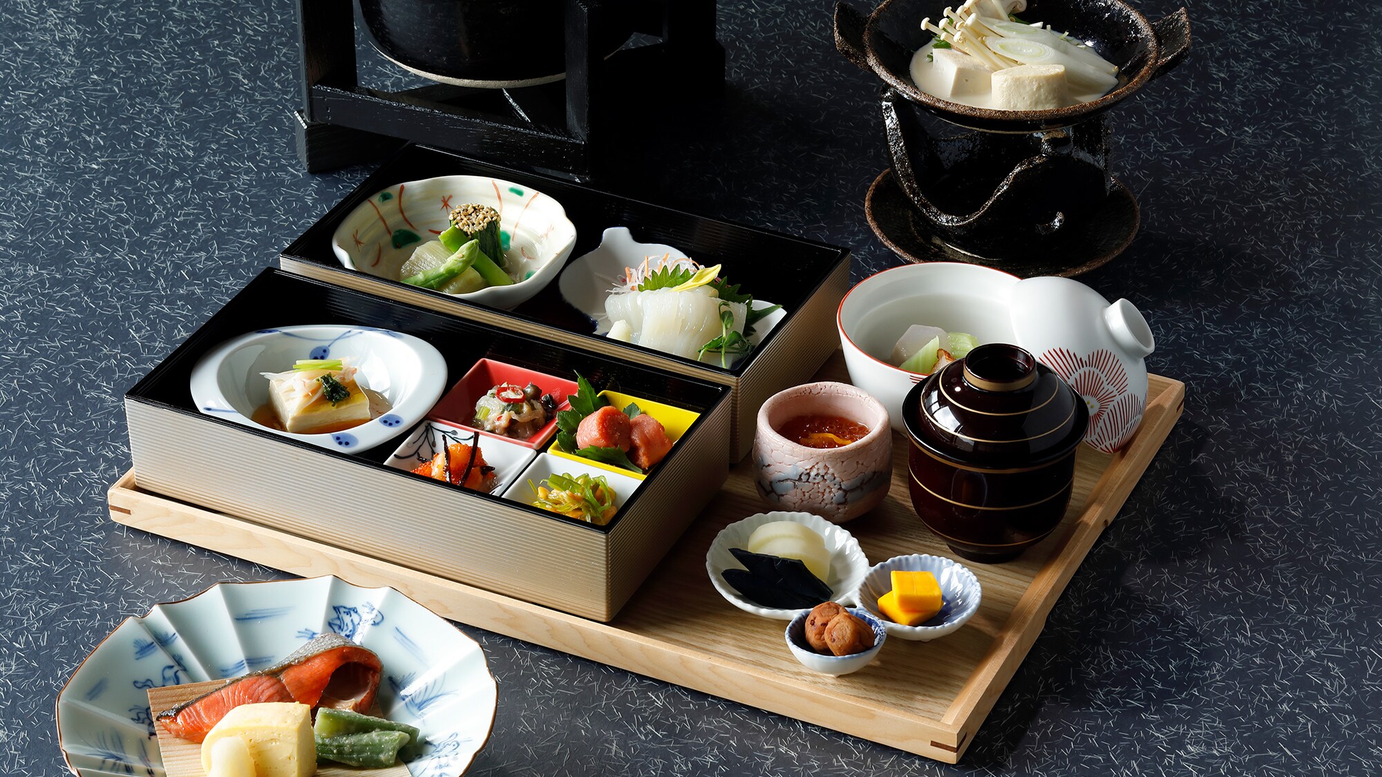 [Sarapan] Makan malam Kaiseki Jepang otentik sambil menikmati kekayaan Hokkaido