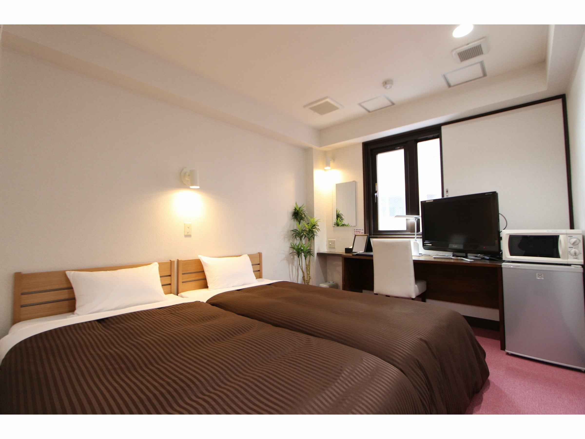 [Twin room] Area 12-18㎡ Maximum number of people: 2 people Bed size: 100 & times; 200cm