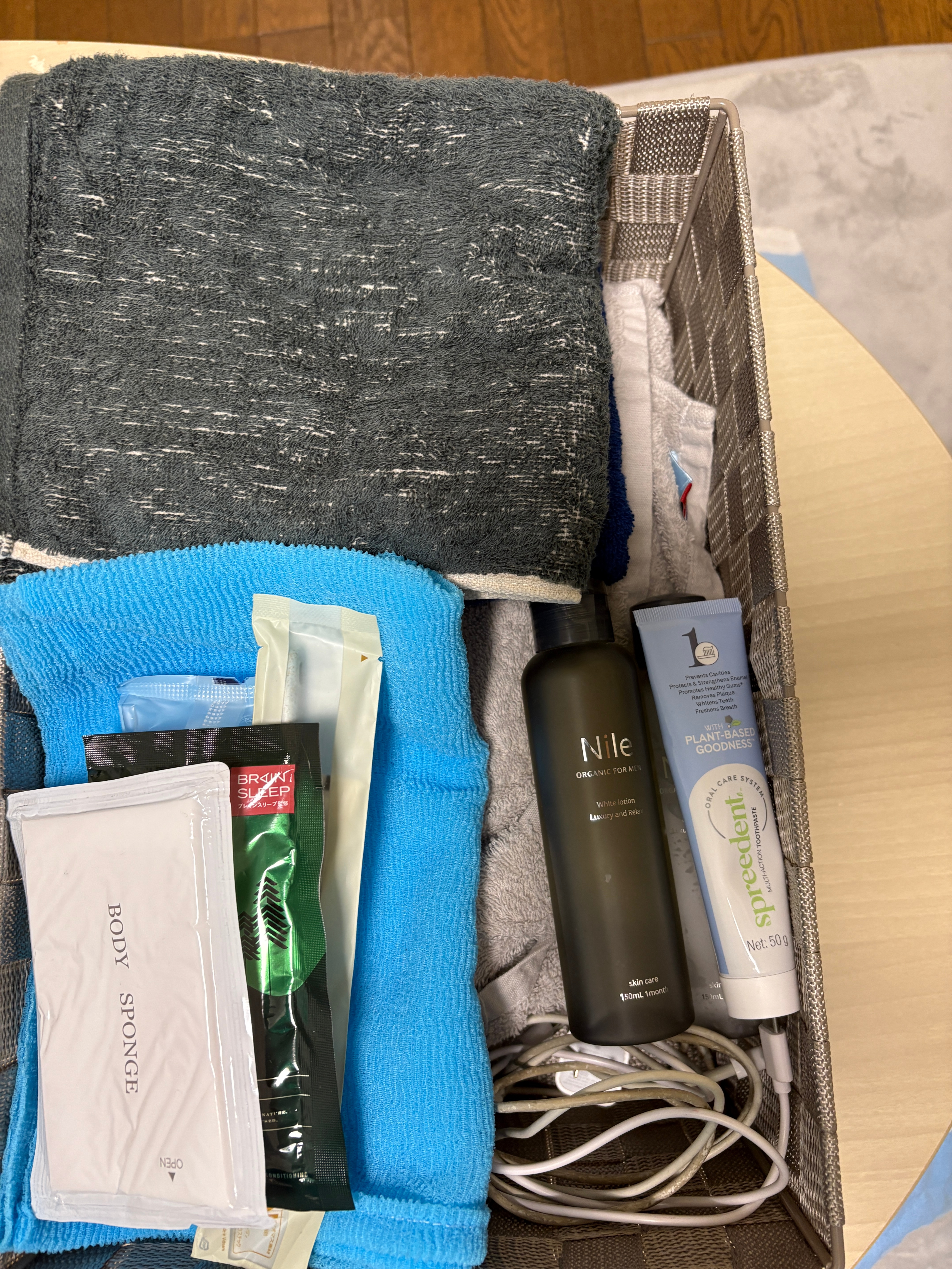Amenities and towels