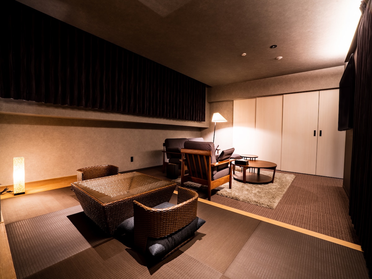 Top Floor Presidential Pent House