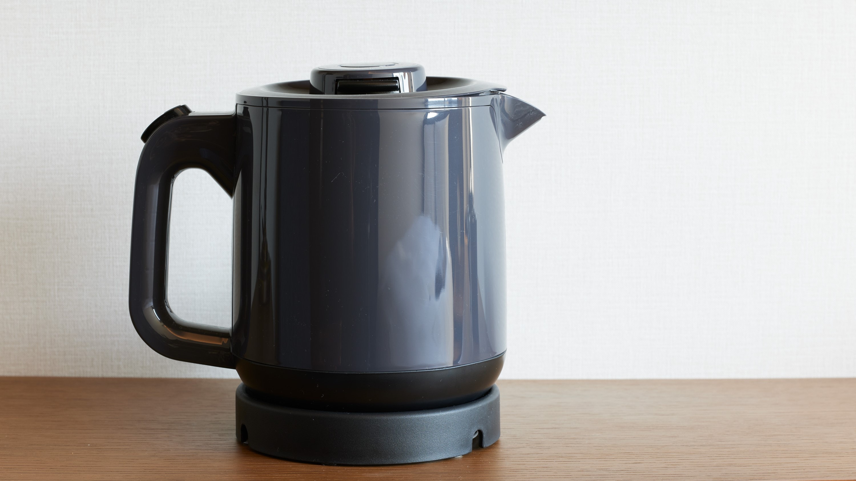 Electric kettle (all rooms are equipped)