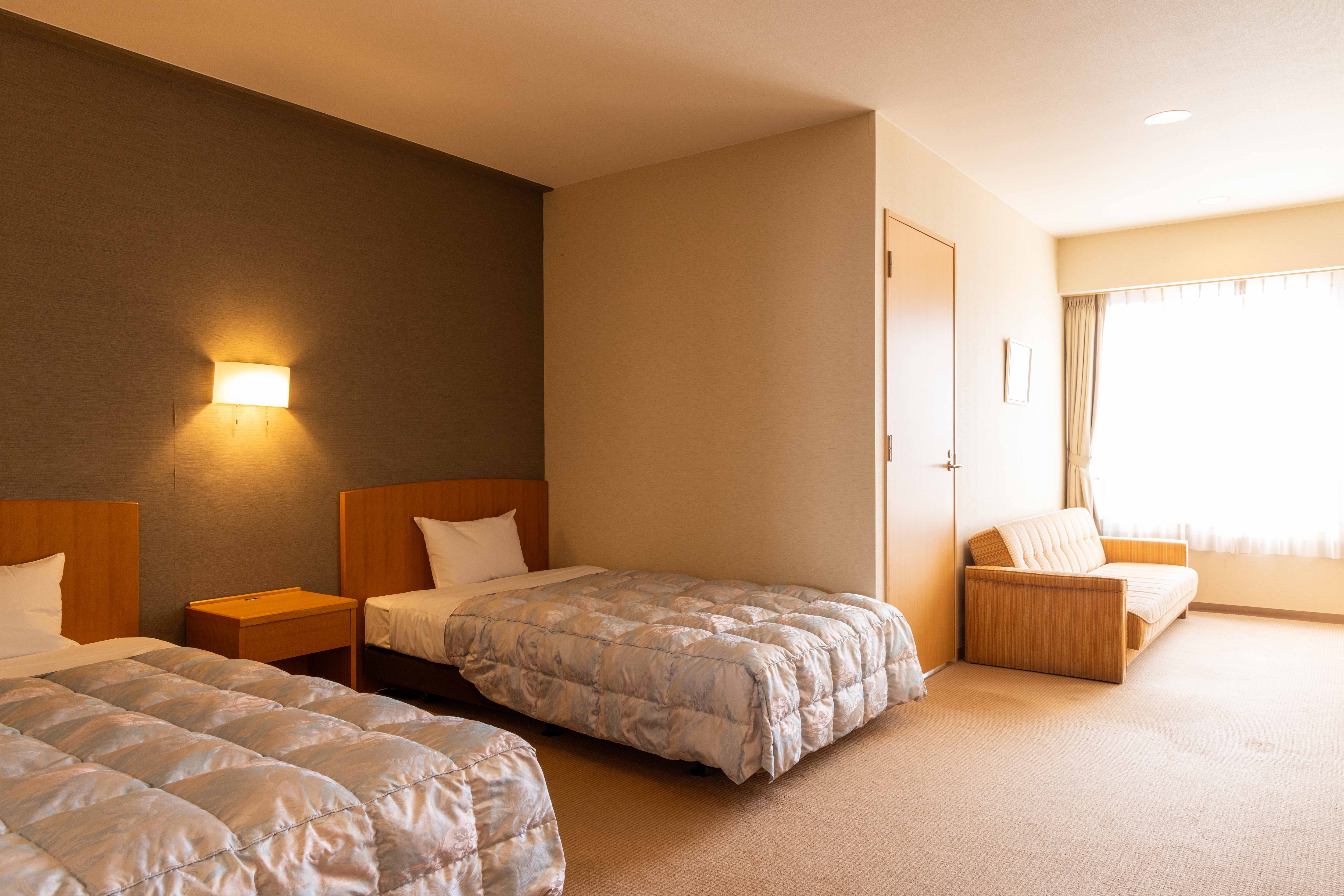 Bangunan utama Kamar twin bergaya Barat + tipe sofa bed